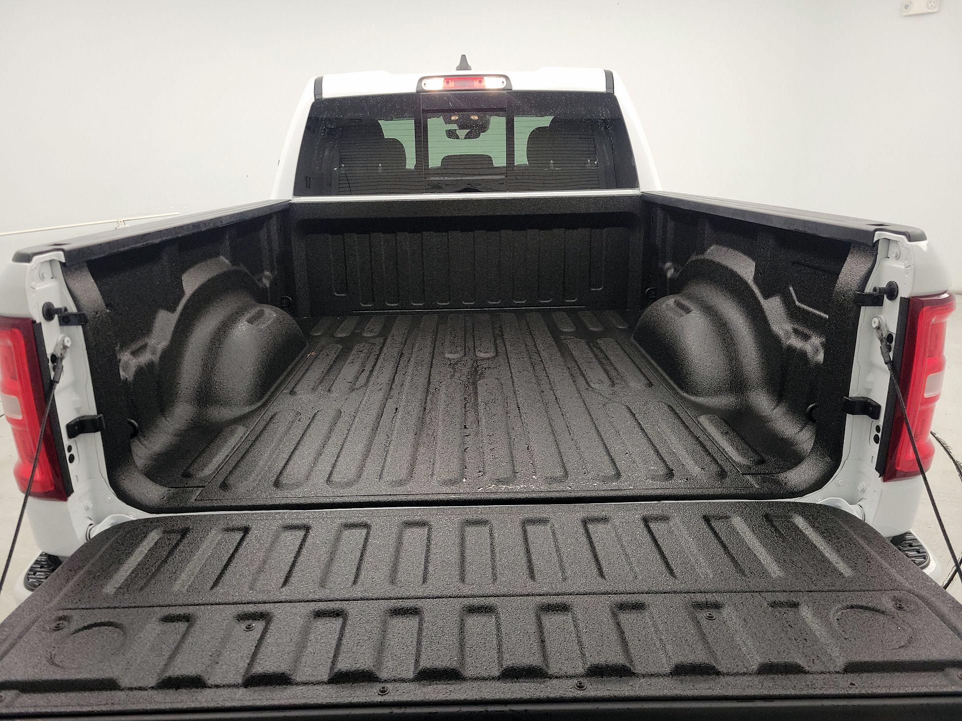 Thumbnail: 2025 RAM 1500 - 20