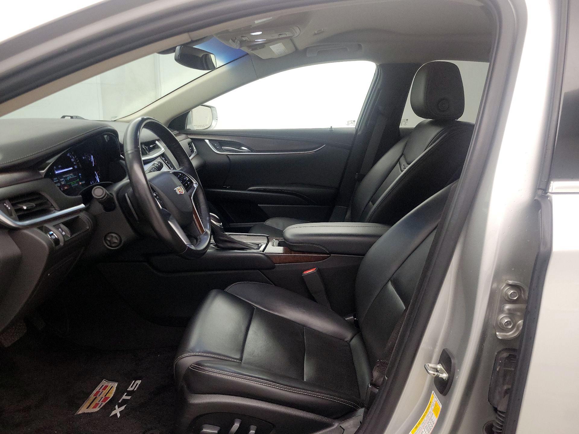 Thumbnail: 2019 Cadillac XTS - 11