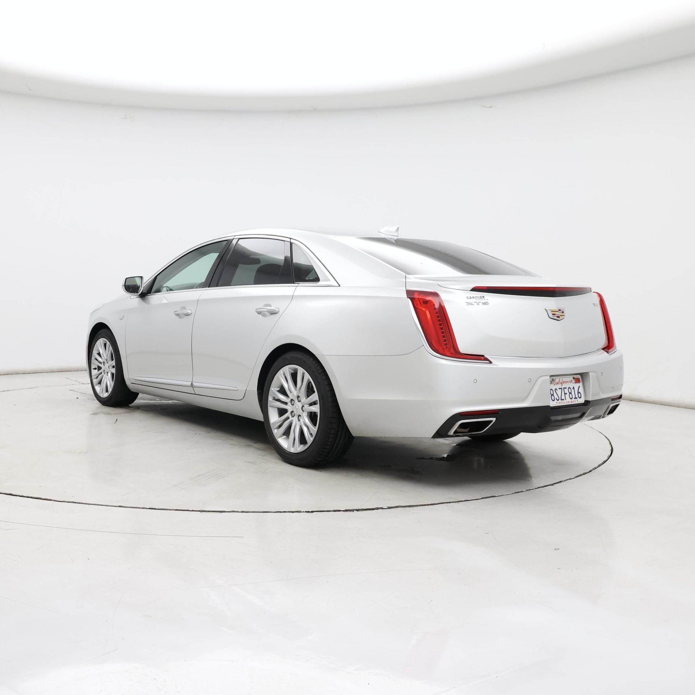 Thumbnail: 2019 Cadillac XTS - 2