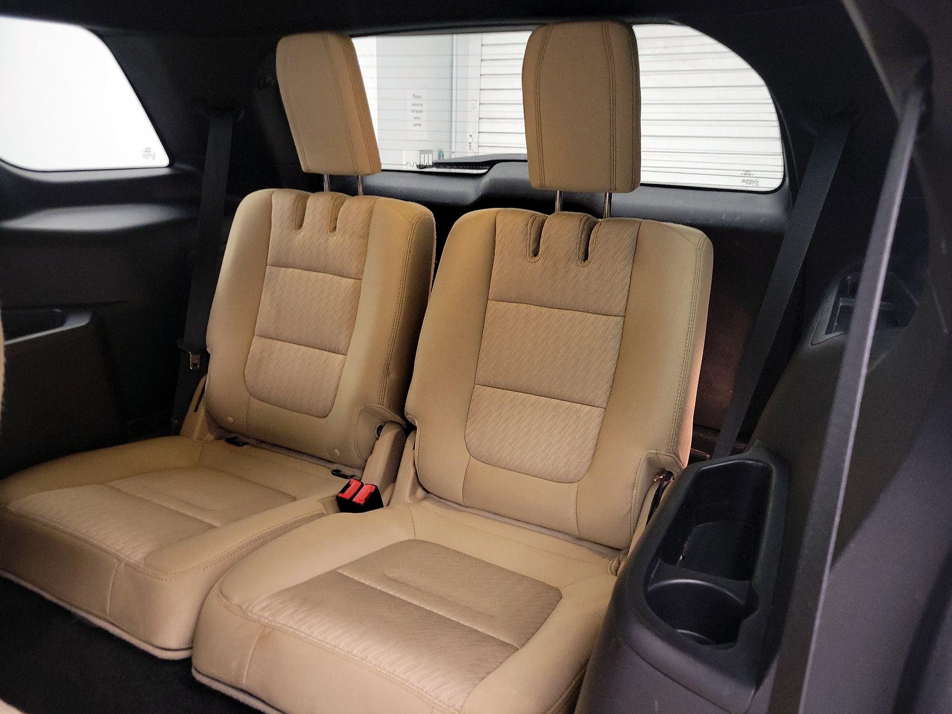 Thumbnail: 2016 Ford Explorer - 20