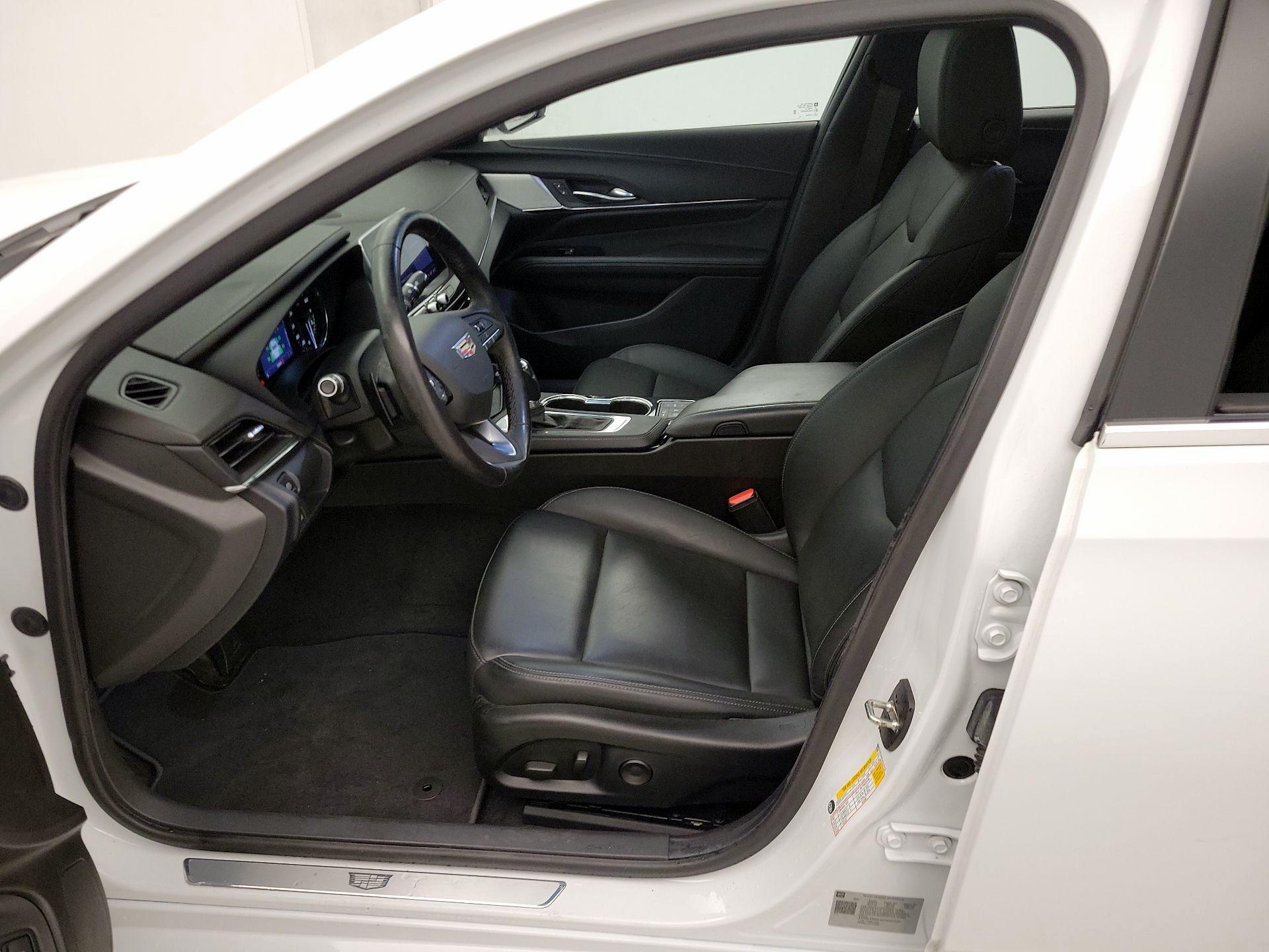 Thumbnail: 2023 Cadillac CT4 - 11