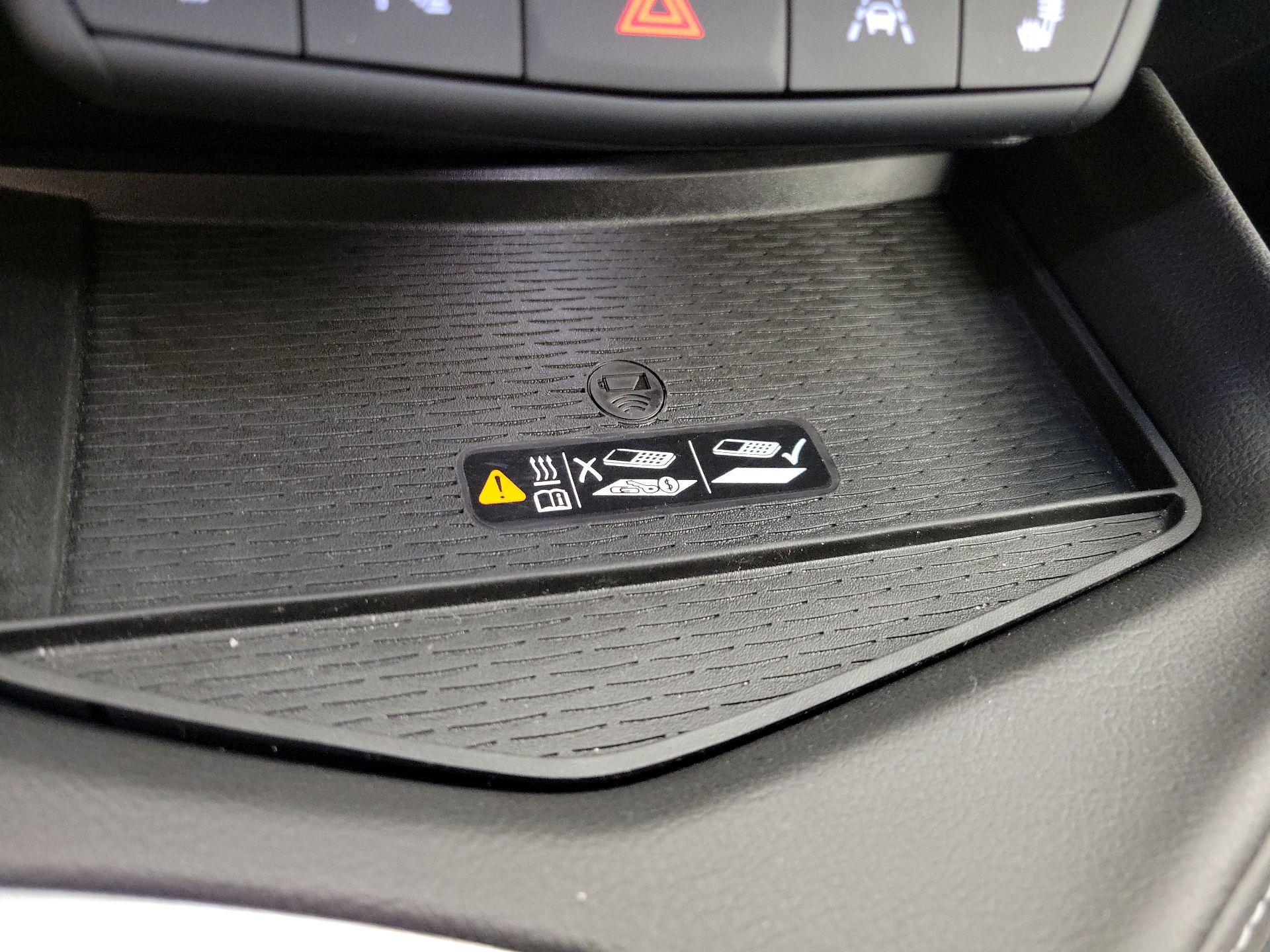 Thumbnail: 2023 Cadillac CT4 - 18