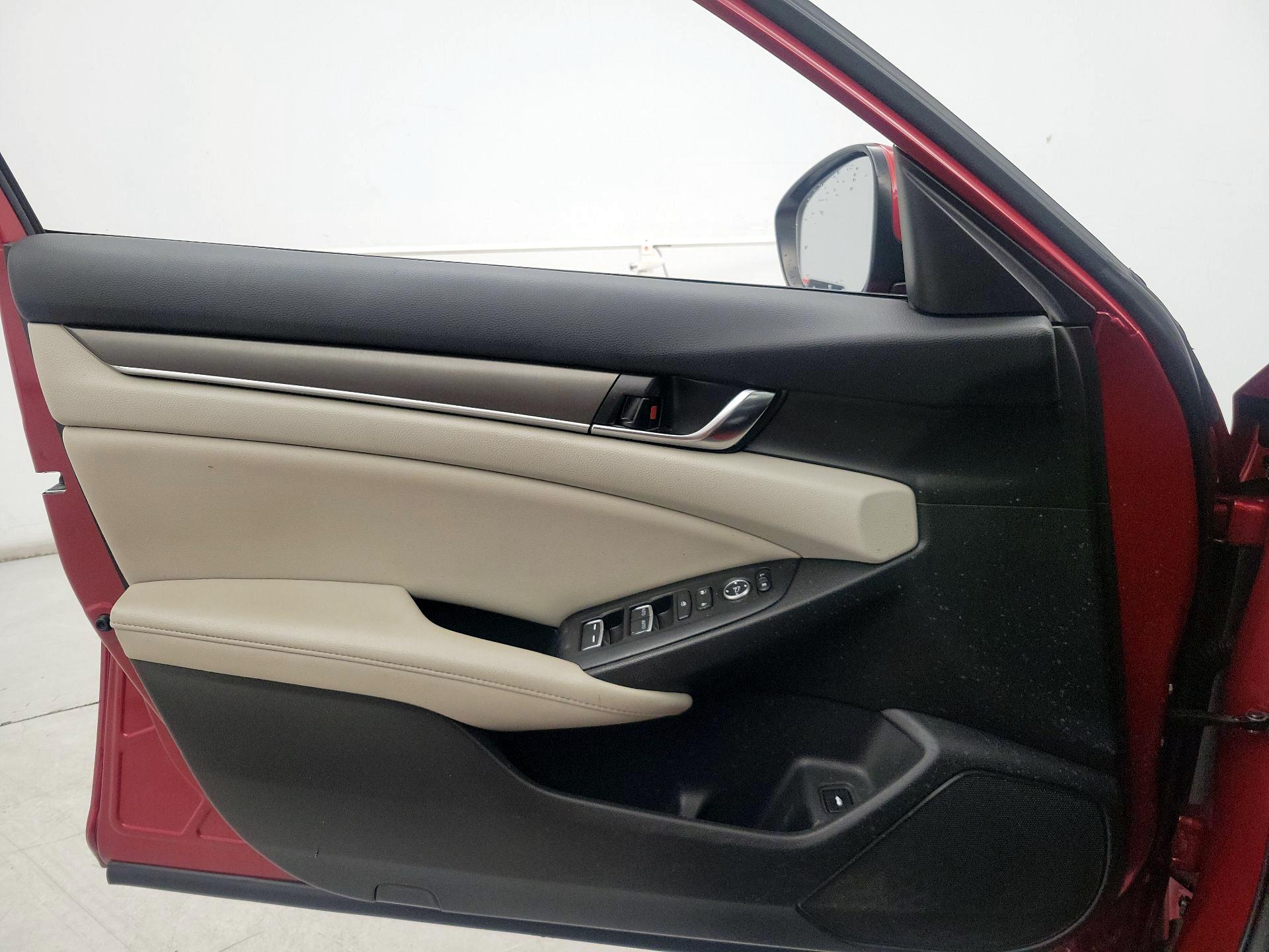 Thumbnail: 2021 Honda Accord - 12