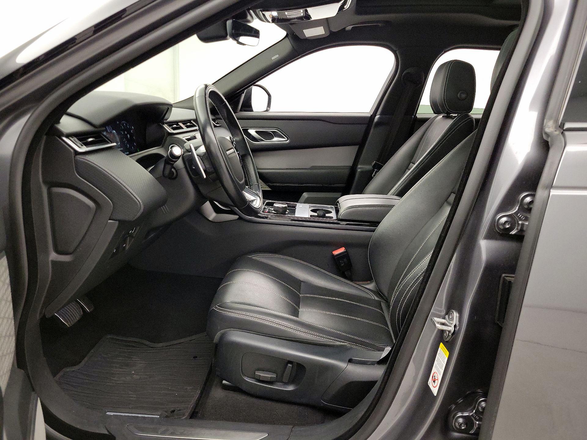 Thumbnail: 2018 Land Rover Range Rover Velar - 11