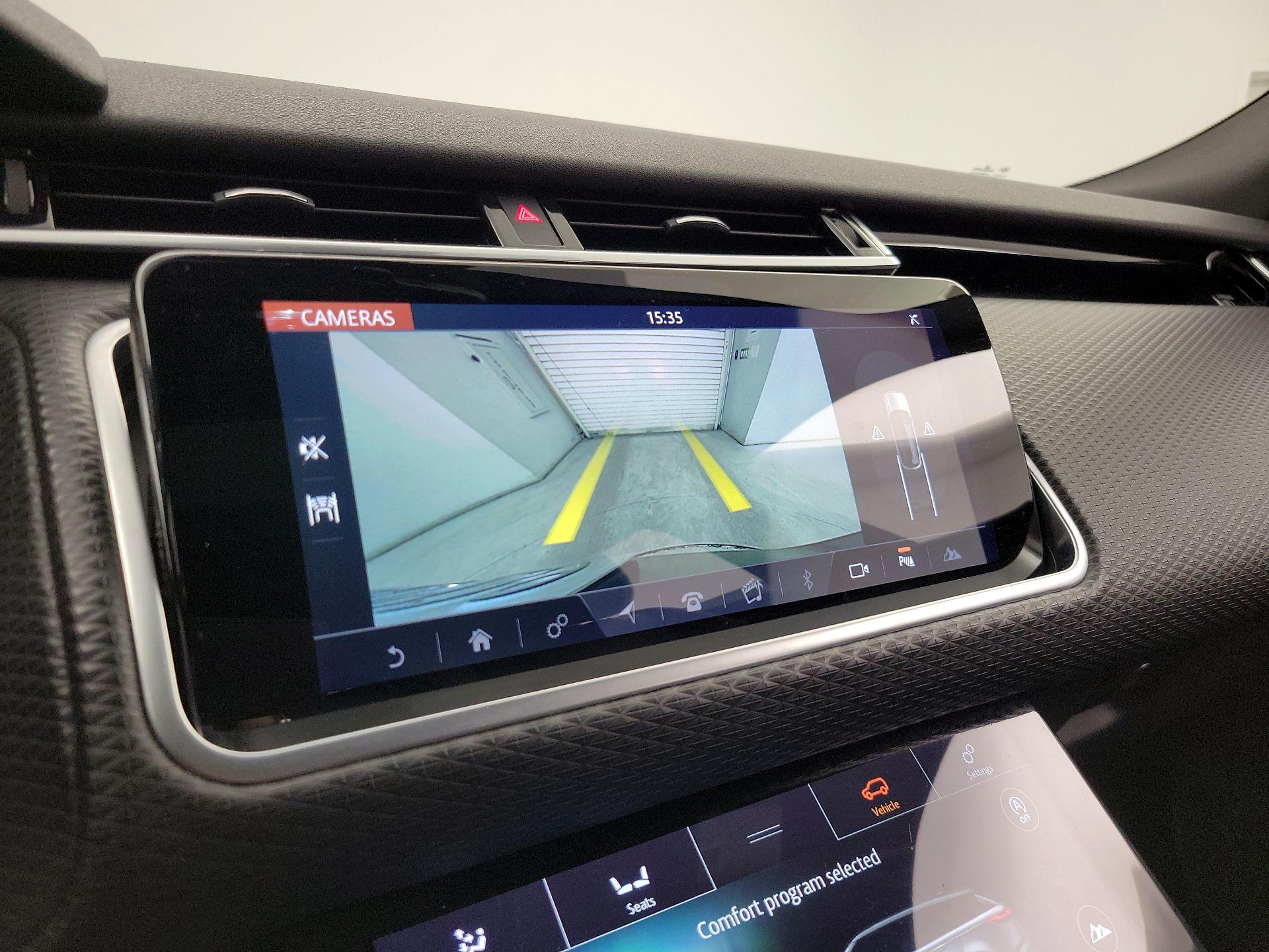 Thumbnail: 2018 Land Rover Range Rover Velar - 15