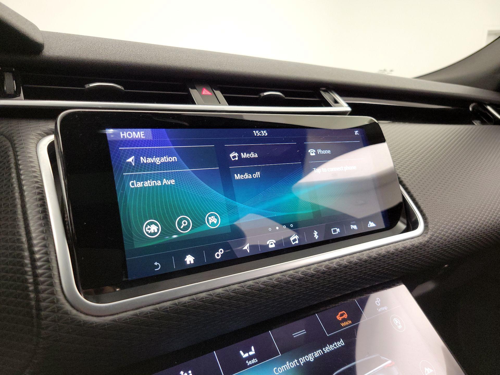 Thumbnail: 2018 Land Rover Range Rover Velar - 16