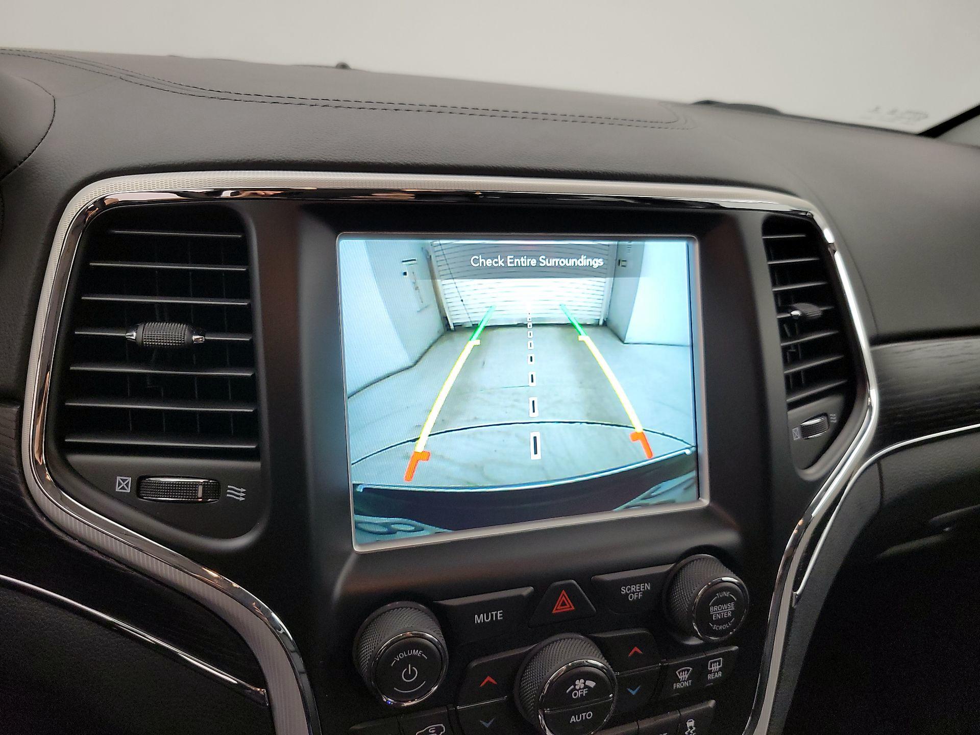 Thumbnail: 2018 Jeep Grand Cherokee - 15