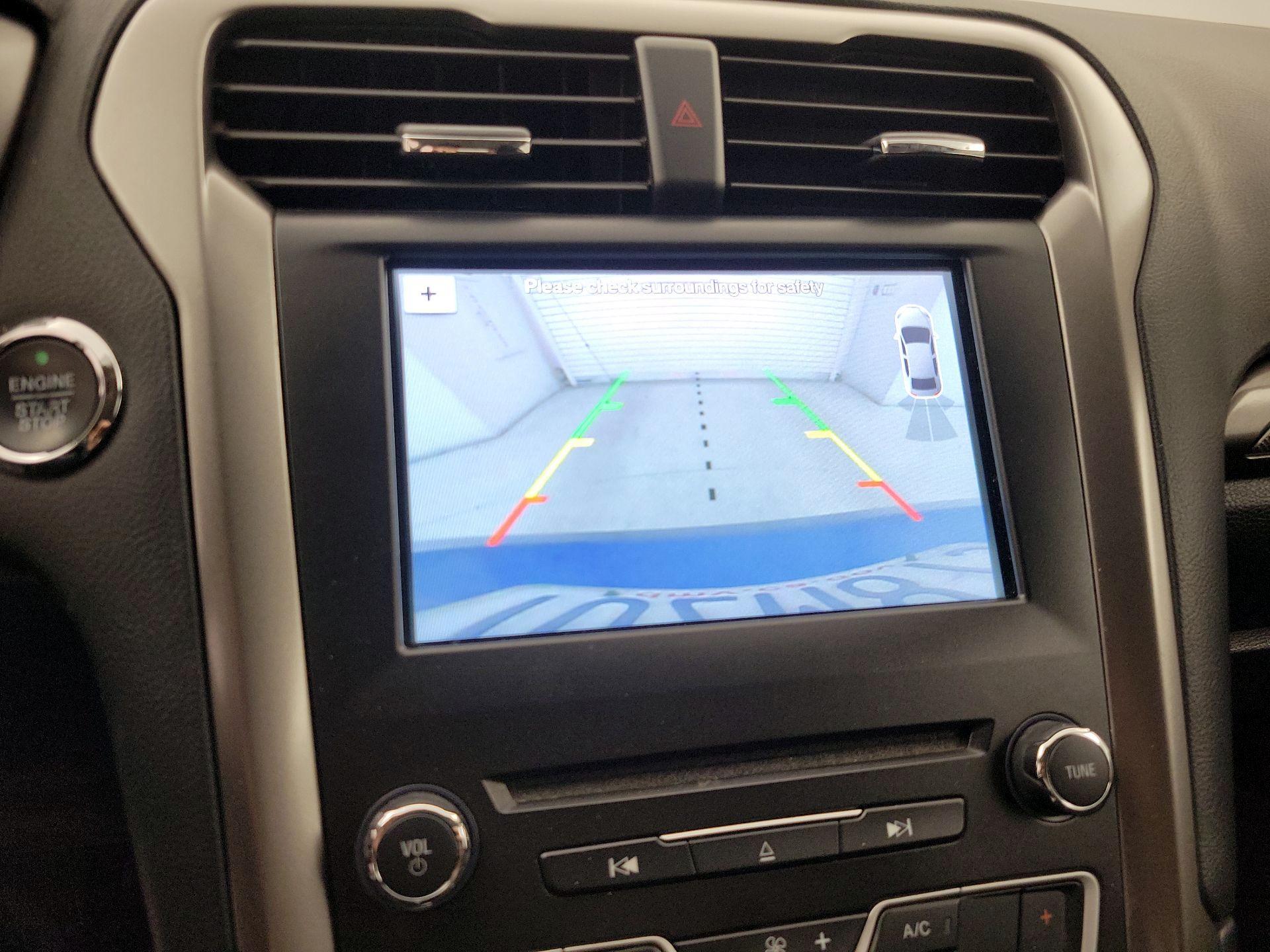 Thumbnail: 2017 Ford Fusion - 15