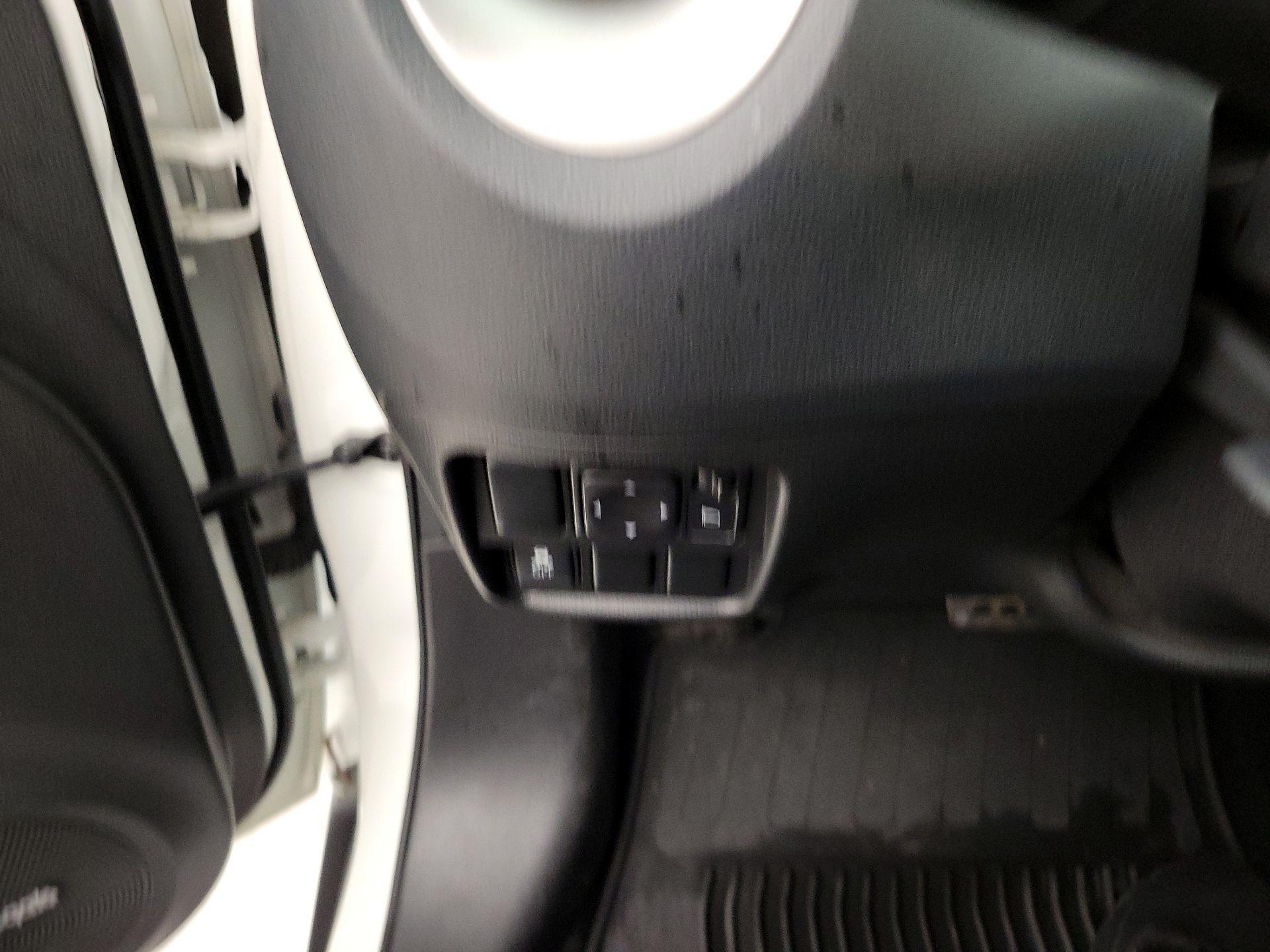 Thumbnail: 2014 Nissan Juke - 13