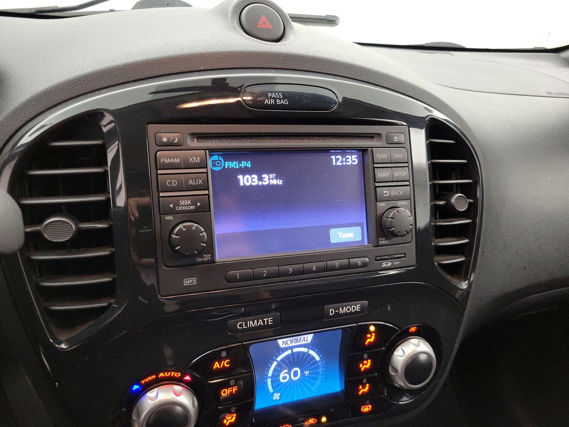 Thumbnail: 2014 Nissan Juke - 16