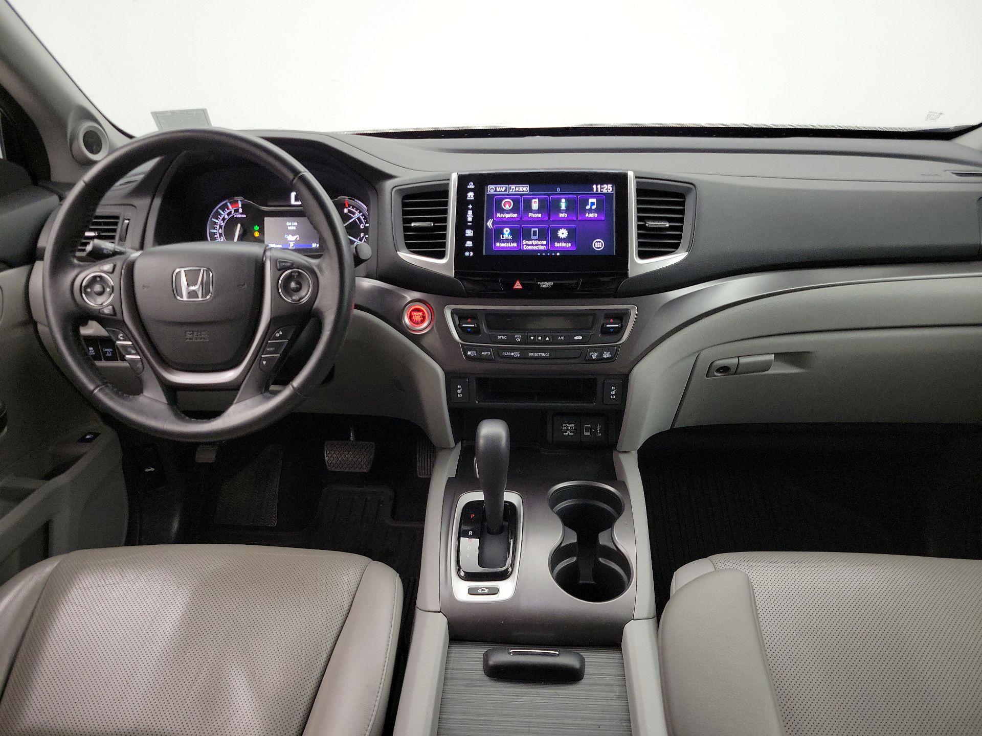 Thumbnail: 2017 Honda Ridgeline - 9