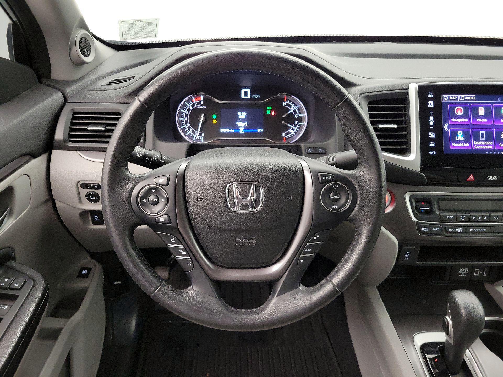 Thumbnail: 2017 Honda Ridgeline - 10