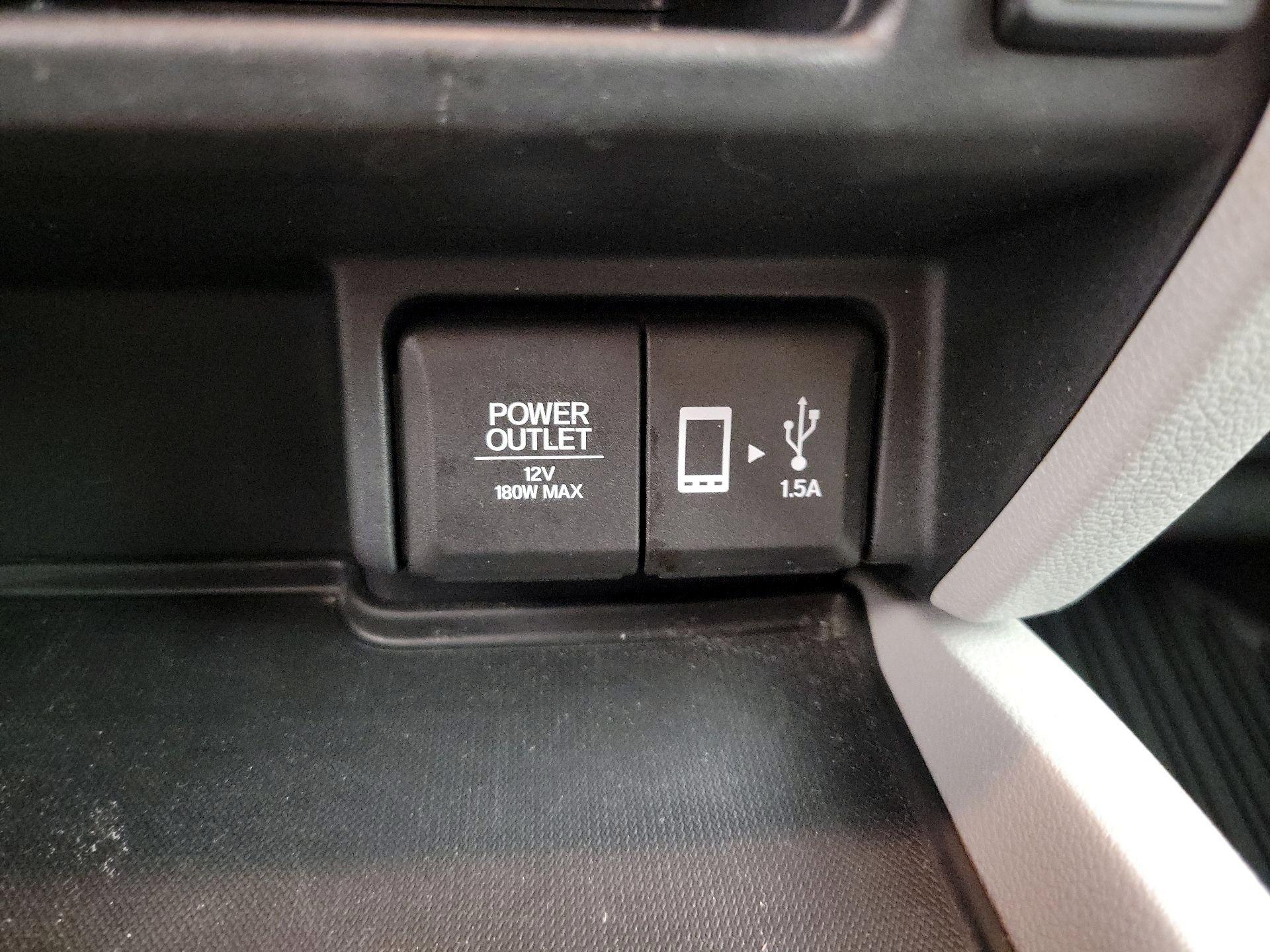 Thumbnail: 2017 Honda Ridgeline - 19