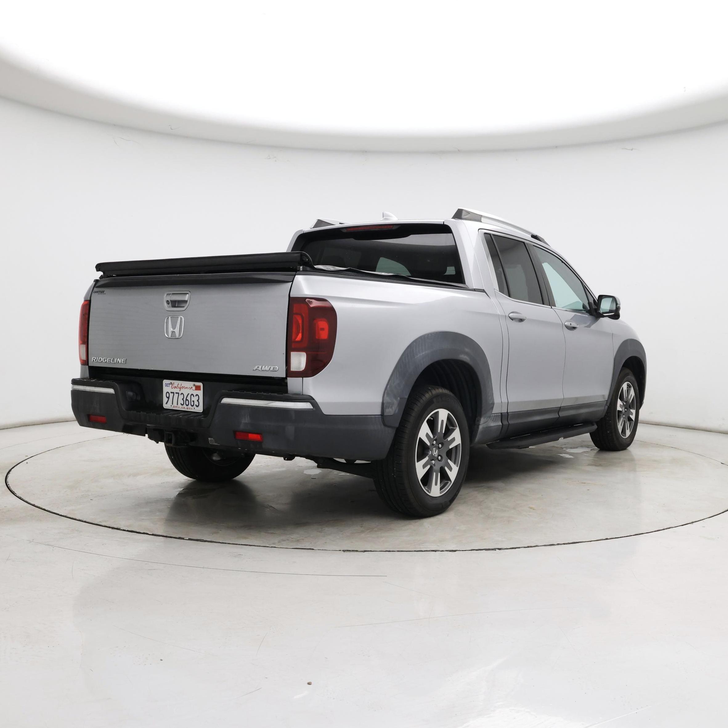 Thumbnail: 2017 Honda Ridgeline - 8