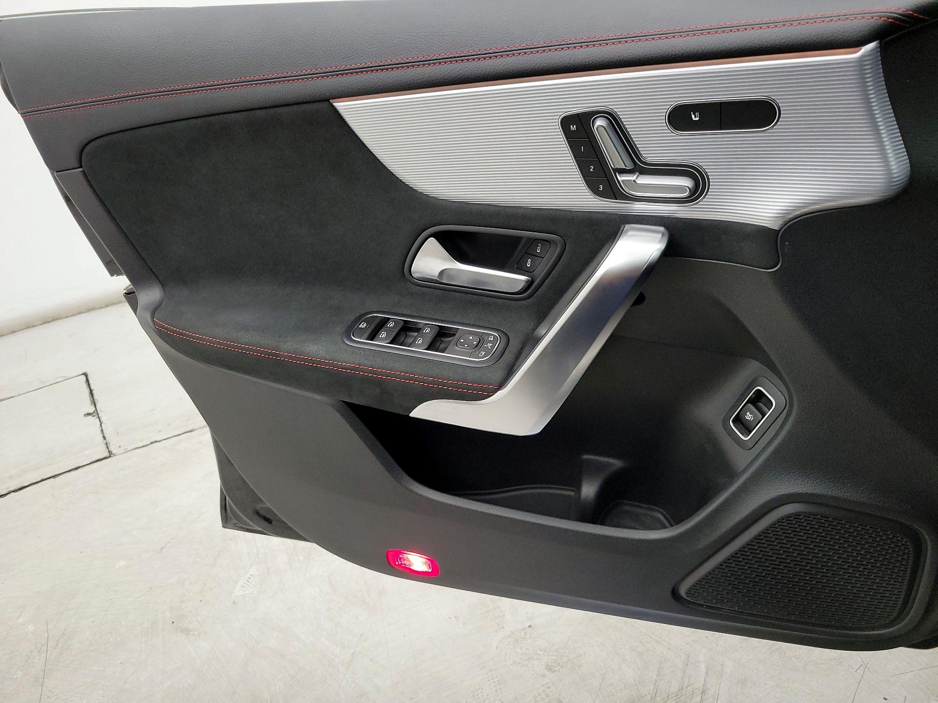 Thumbnail: 2020 Mercedes-Benz CLA - 12