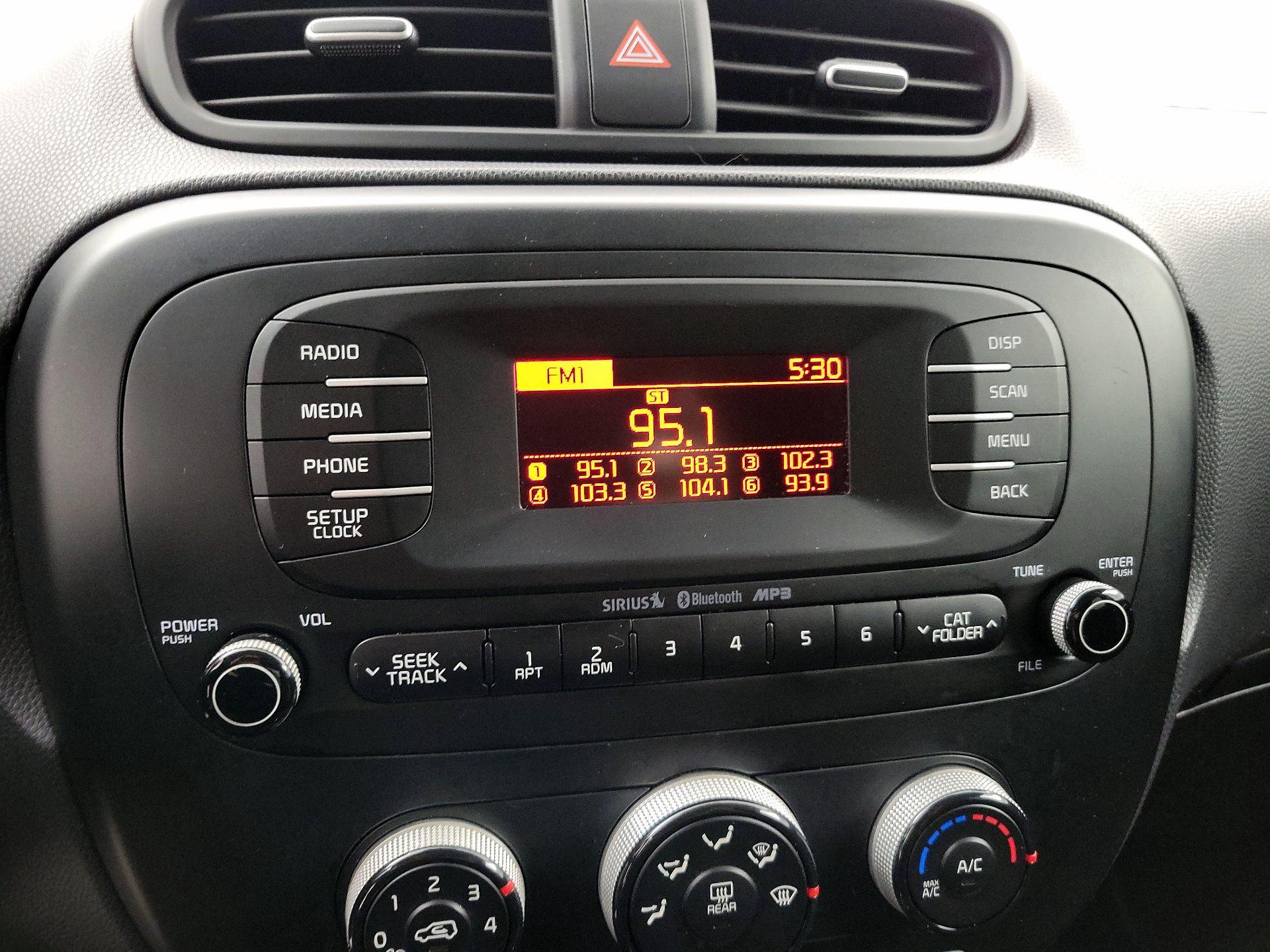 Thumbnail: 2014 Kia Soul - 14