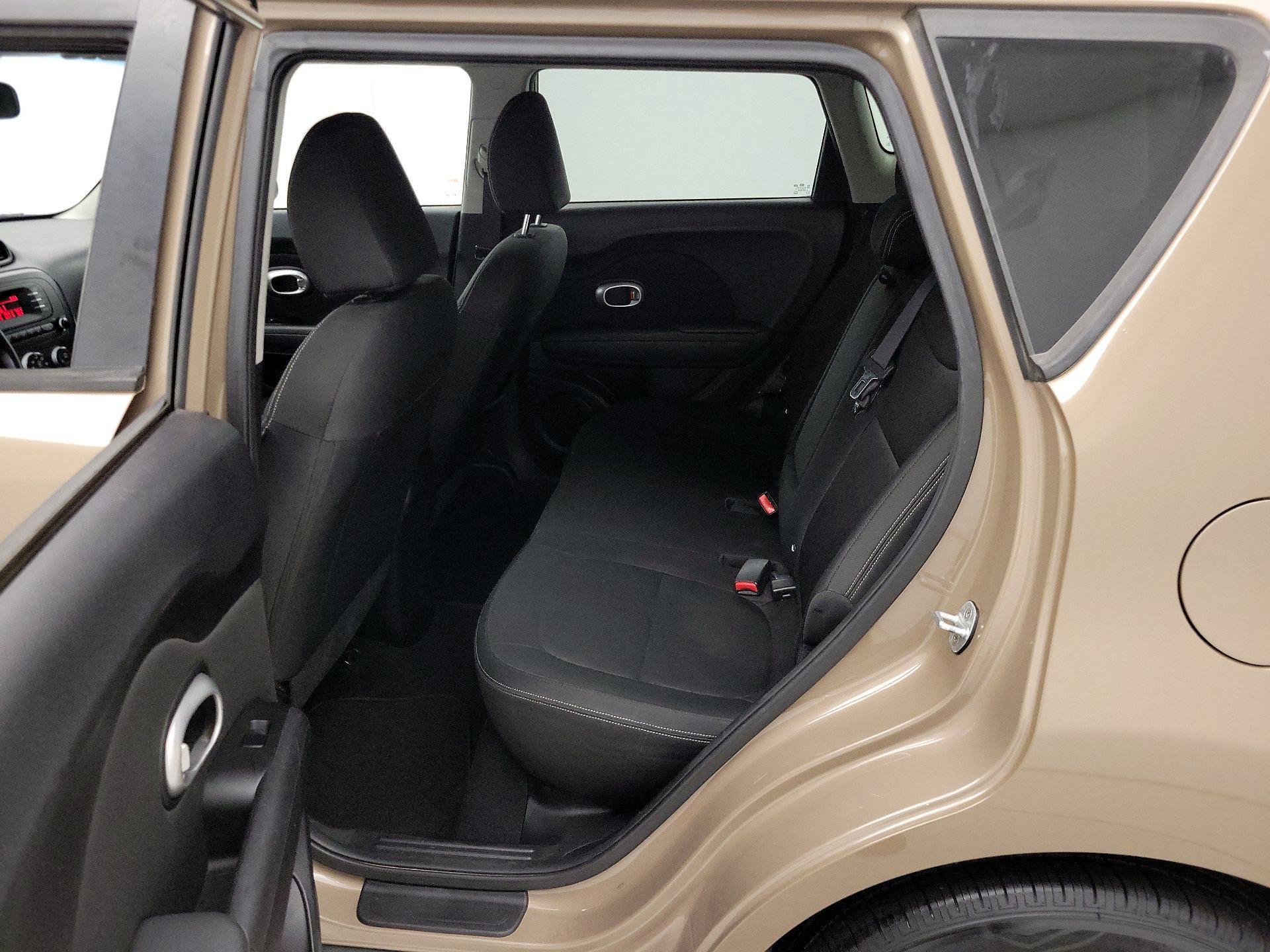 Thumbnail: 2014 Kia Soul - 18