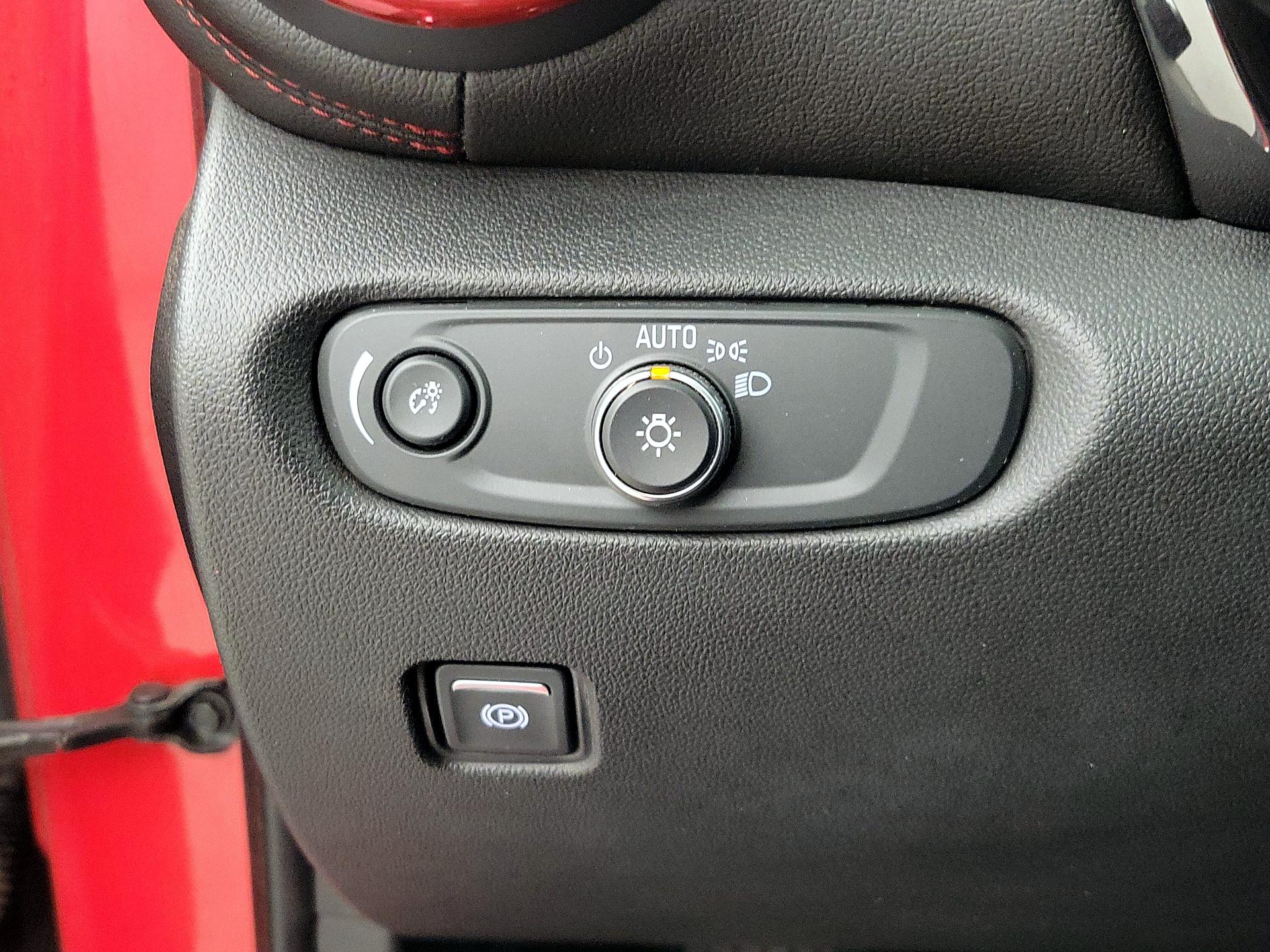 Thumbnail: 2020 Chevrolet Blazer - 13