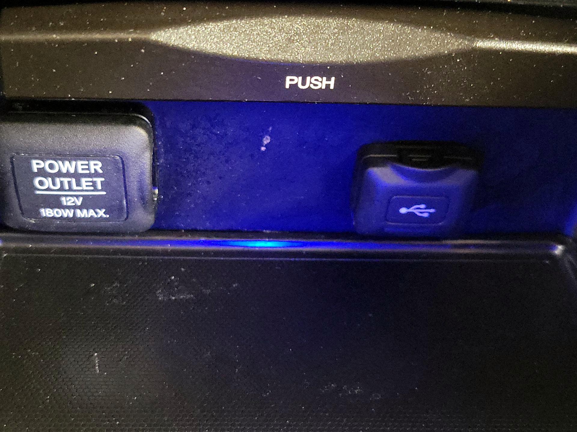 Thumbnail: 2015 Acura TLX - 18