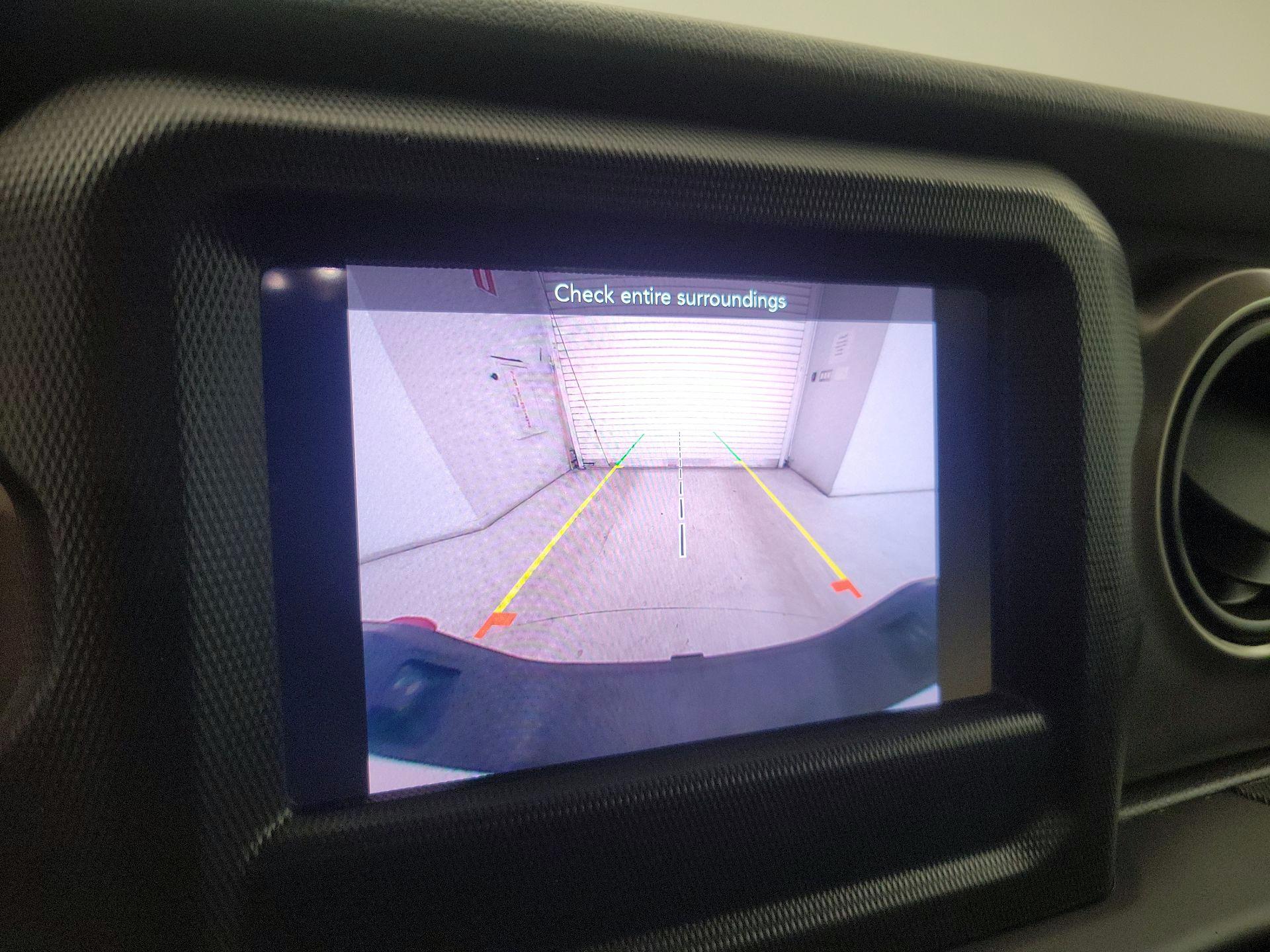 Thumbnail: 2020 Jeep Gladiator - 15