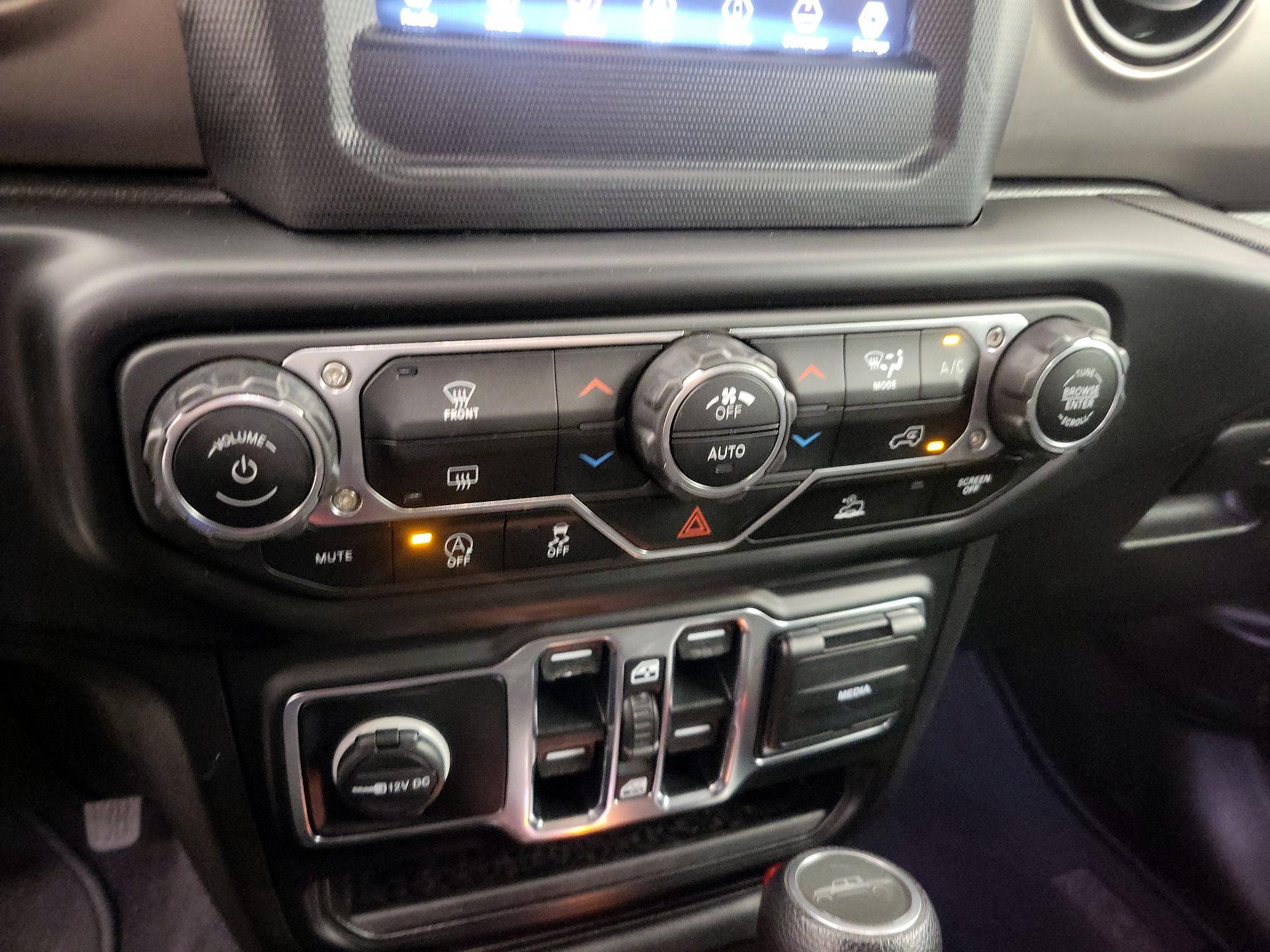 Thumbnail: 2020 Jeep Gladiator - 17