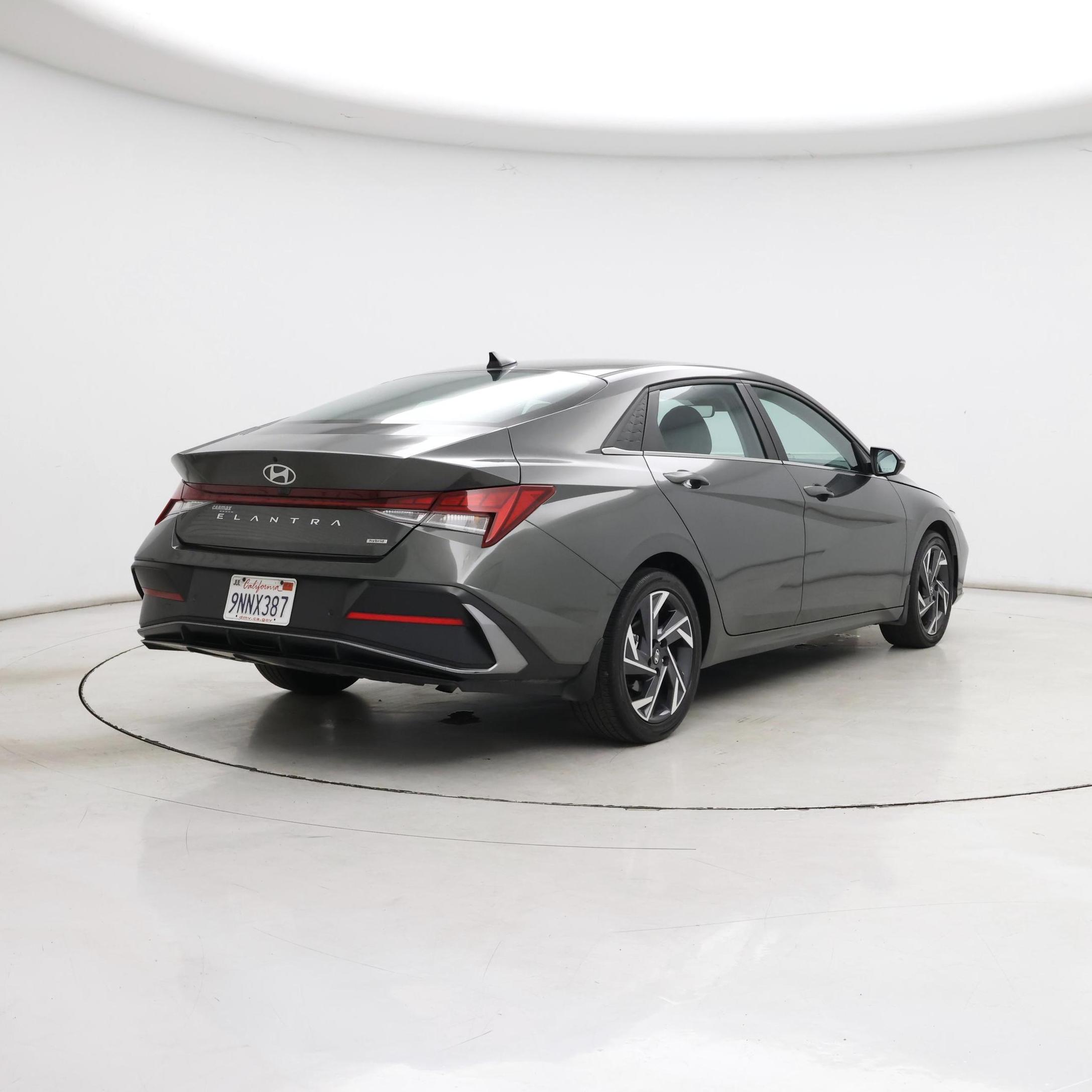 Thumbnail: 2024 Hyundai Elantra - 8