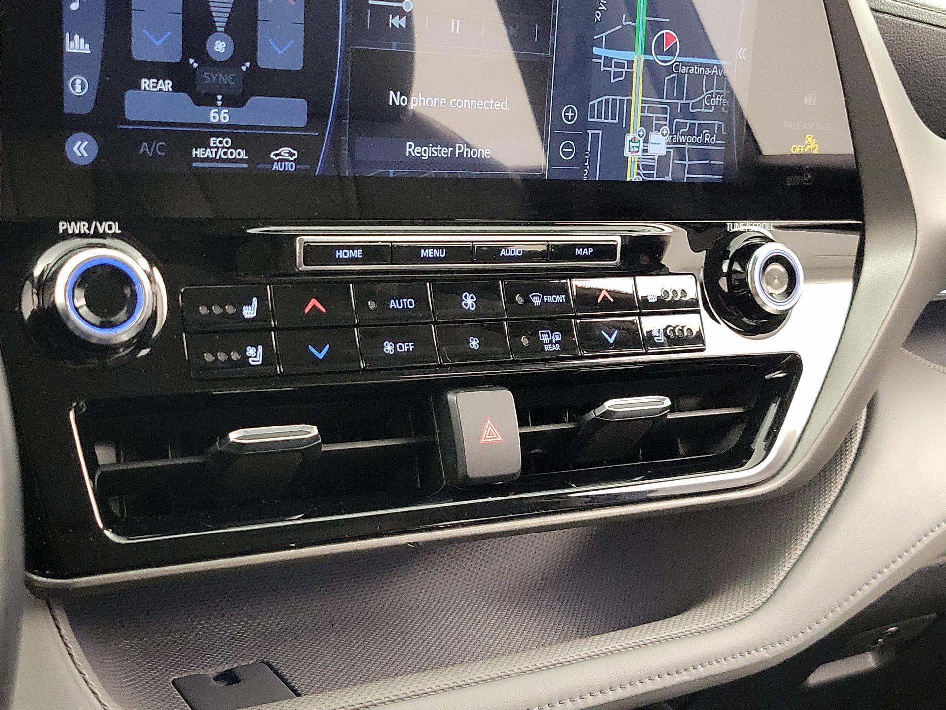 Thumbnail: 2021 Toyota Highlander - 17