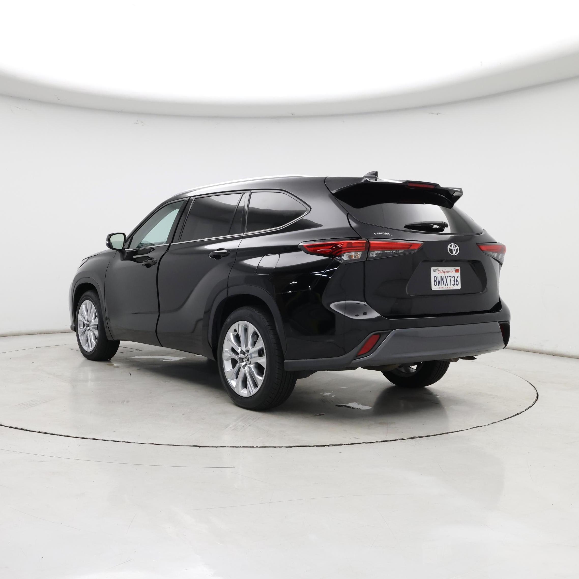 Thumbnail: 2021 Toyota Highlander - 2