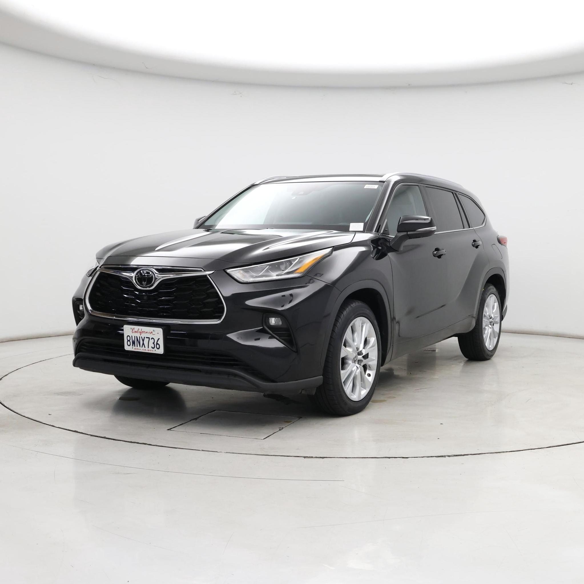 Thumbnail: 2021 Toyota Highlander - 4