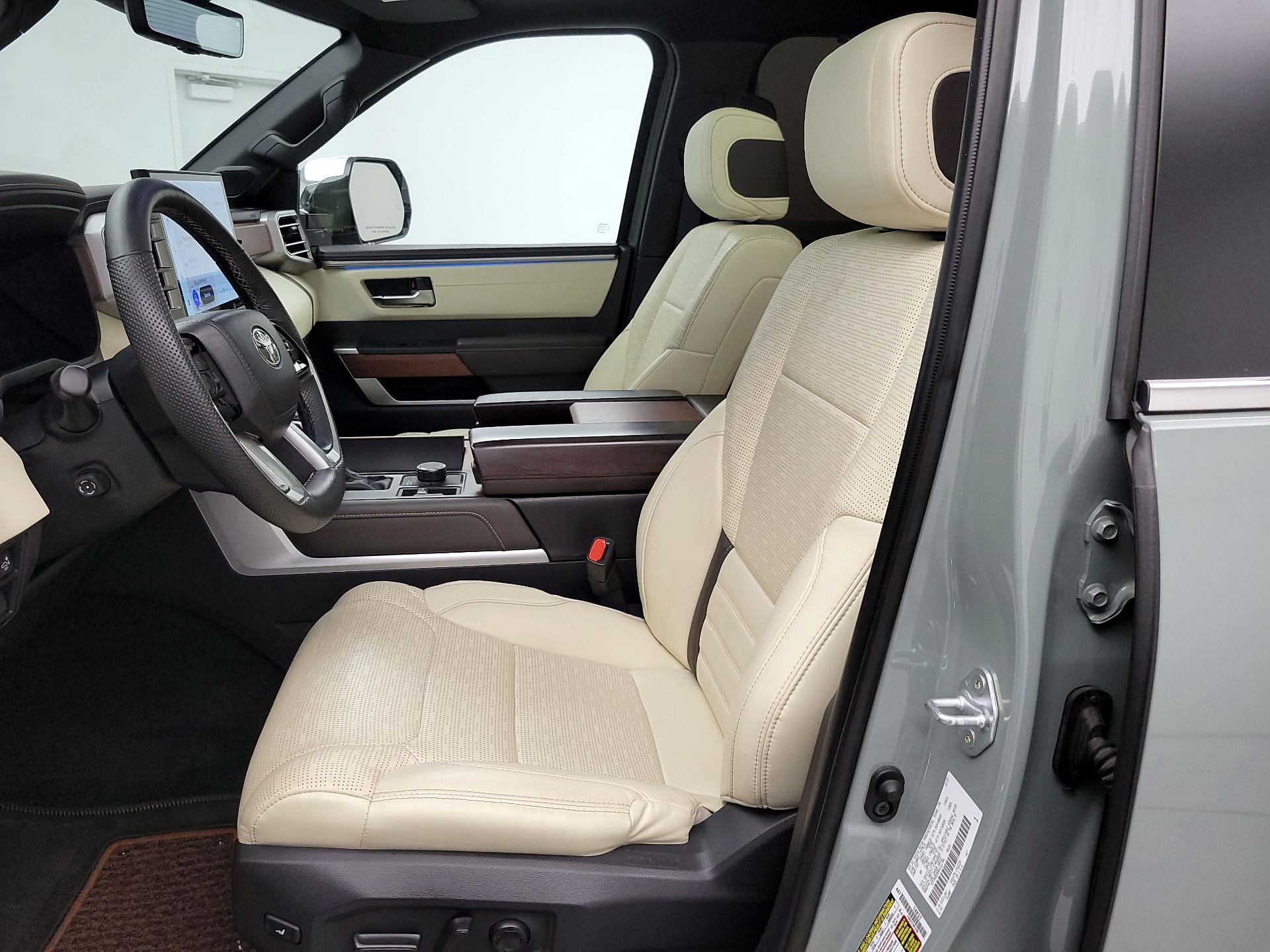 Thumbnail: 2024 Toyota Tundra - 11