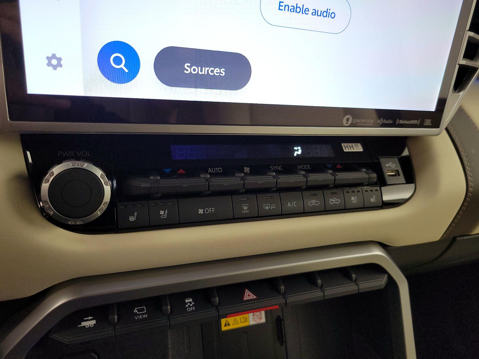 Thumbnail: 2024 Toyota Tundra - 16