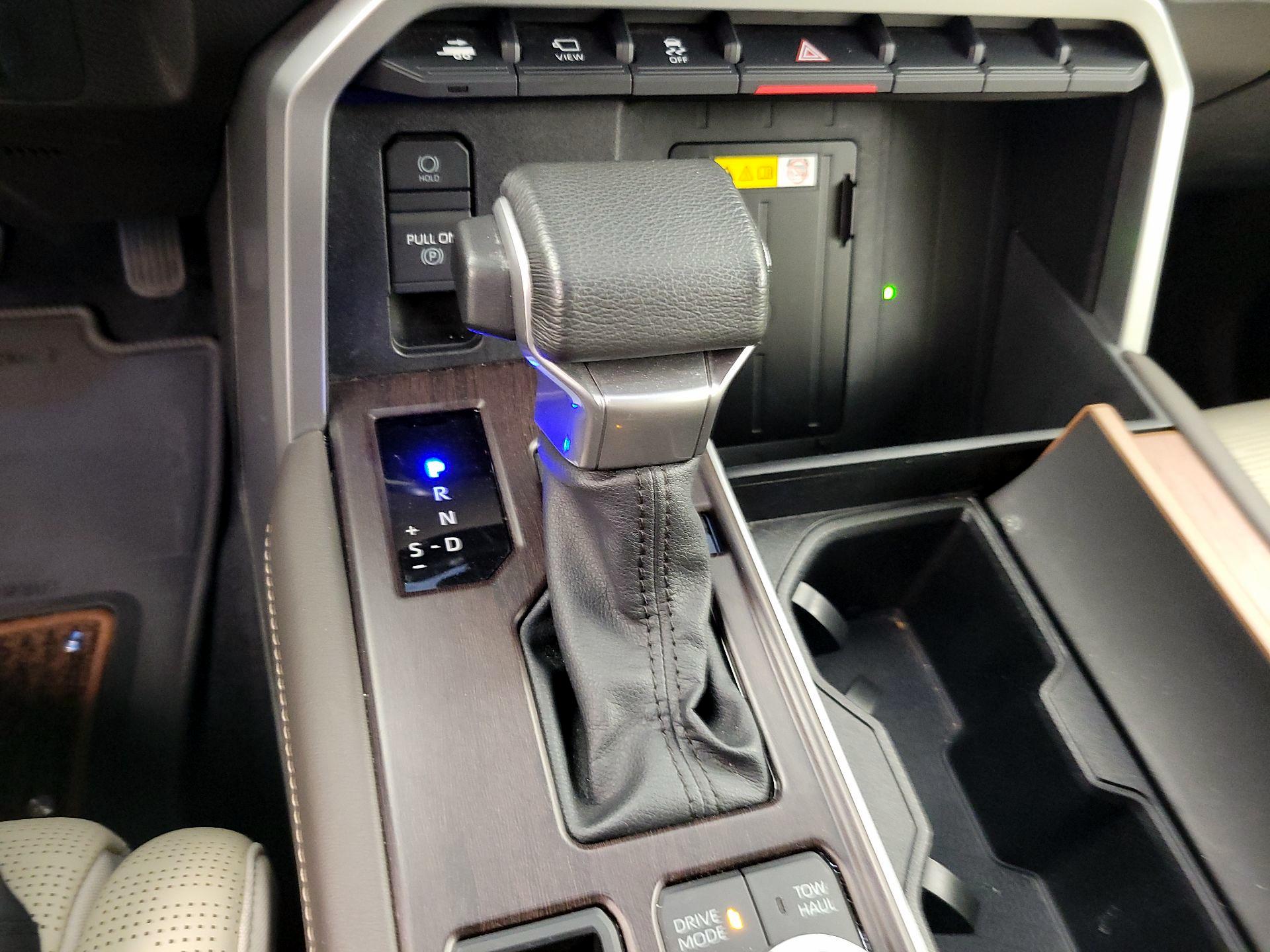 Thumbnail: 2024 Toyota Tundra - 17