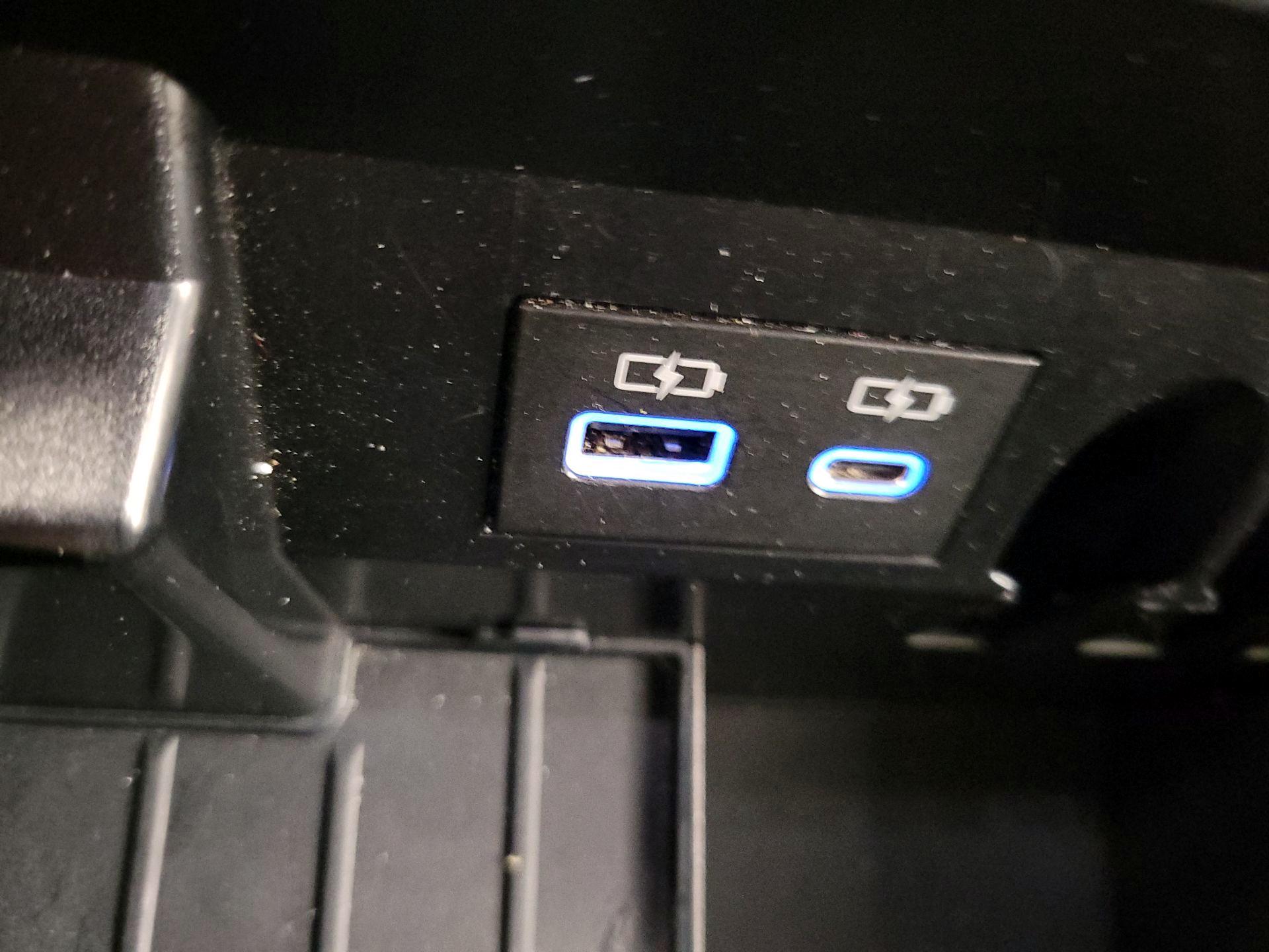 Thumbnail: 2024 Toyota Tundra - 18