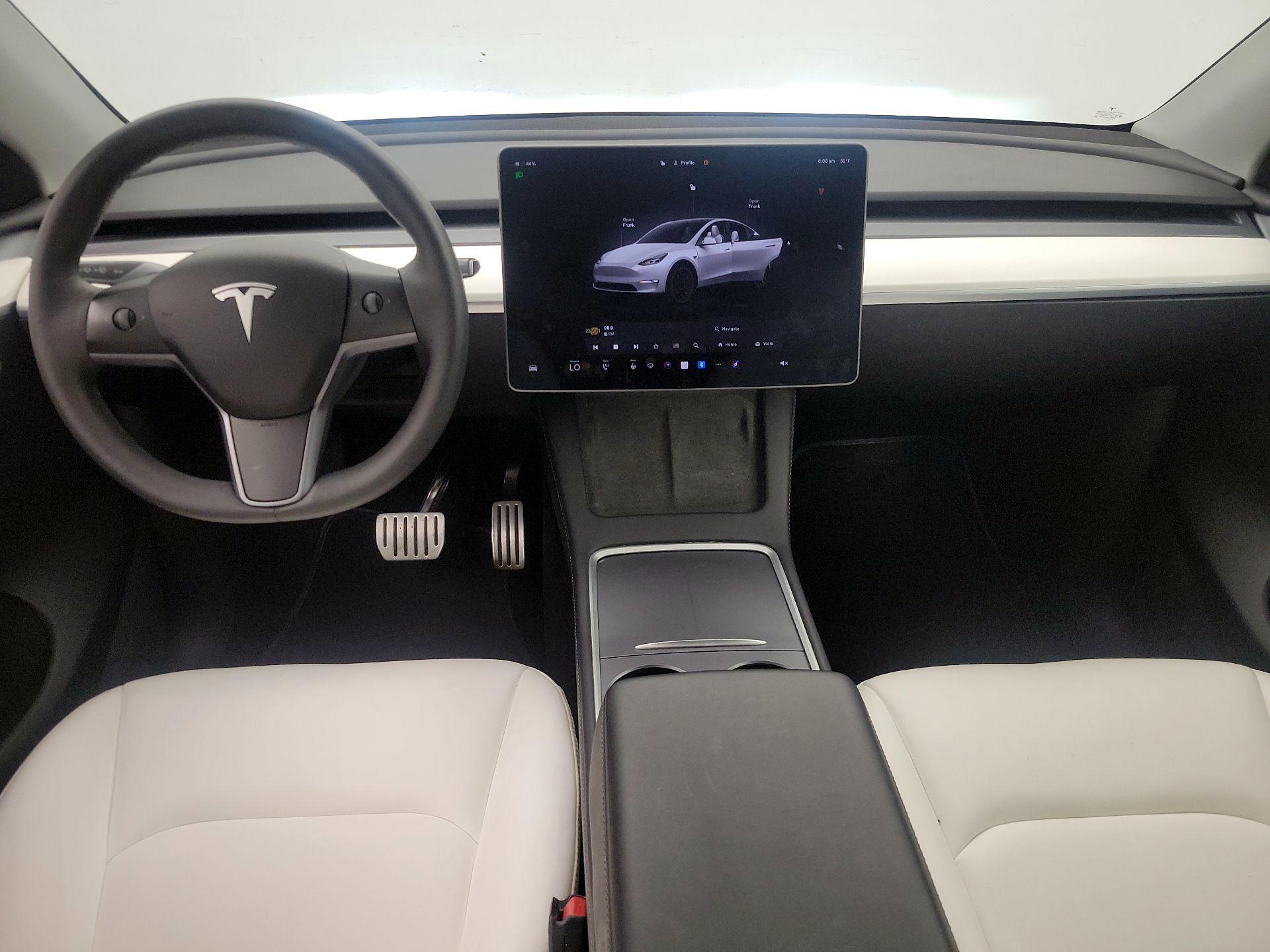 Thumbnail: 2023 Tesla Model Y - 9