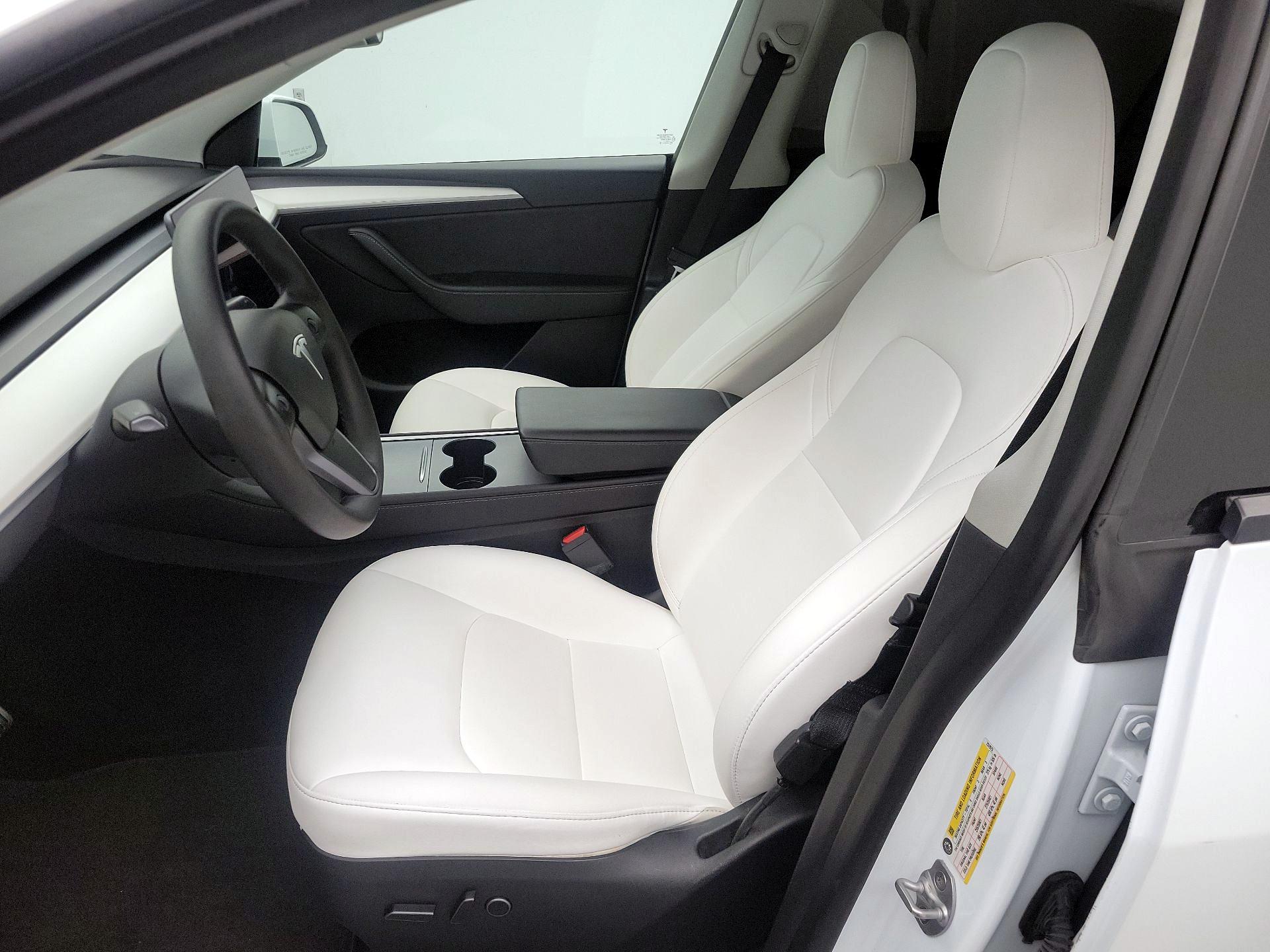 Thumbnail: 2023 Tesla Model Y - 11