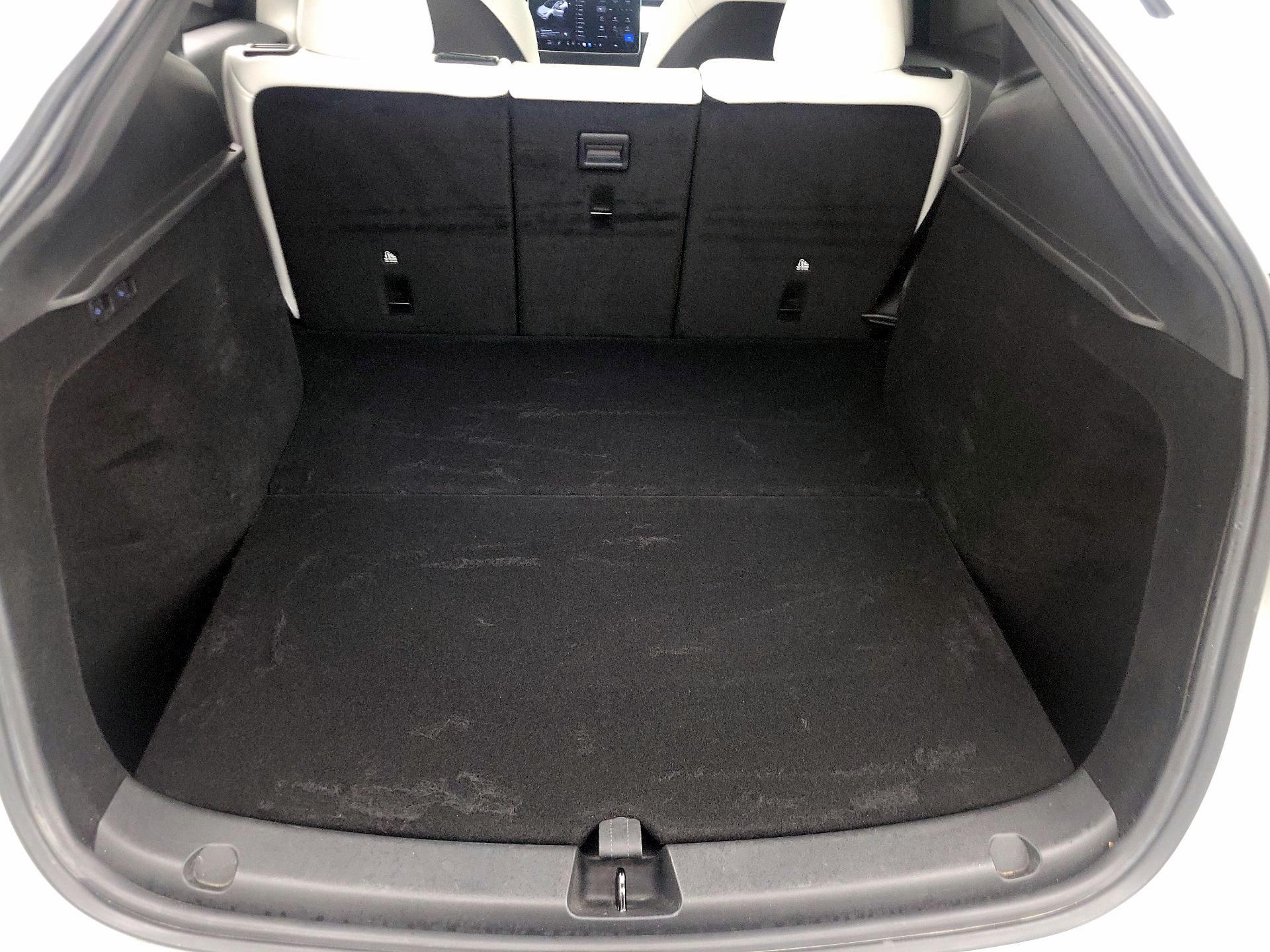 Thumbnail: 2023 Tesla Model Y - 20