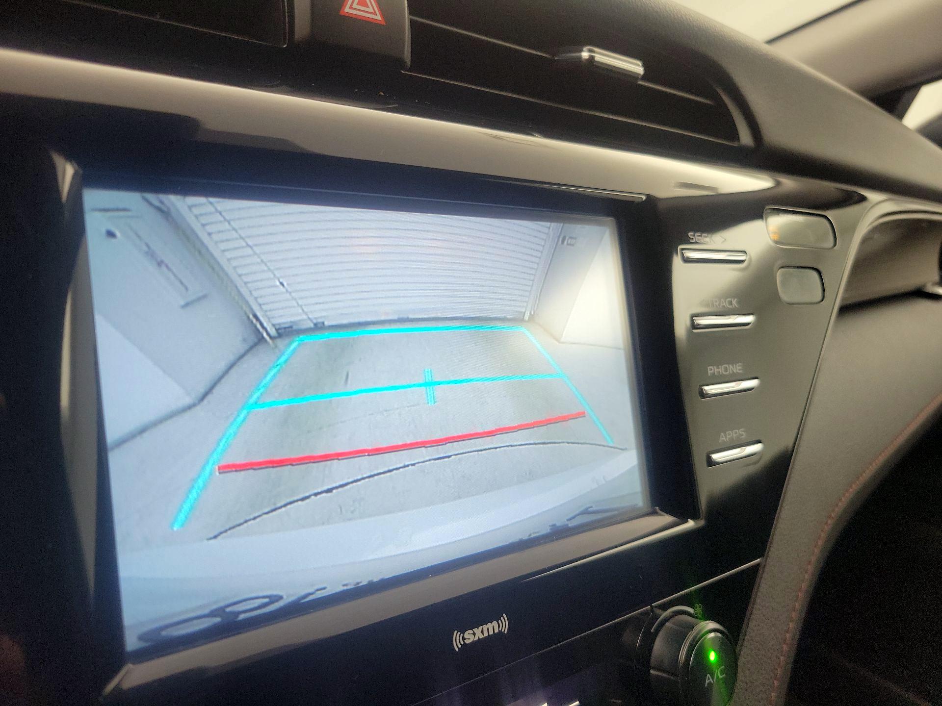 Thumbnail: 2020 Toyota Camry - 14