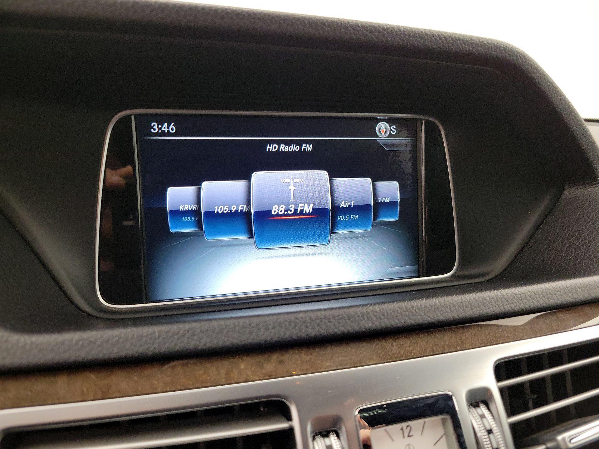 Thumbnail: 2016 Mercedes-Benz E-Class - 15