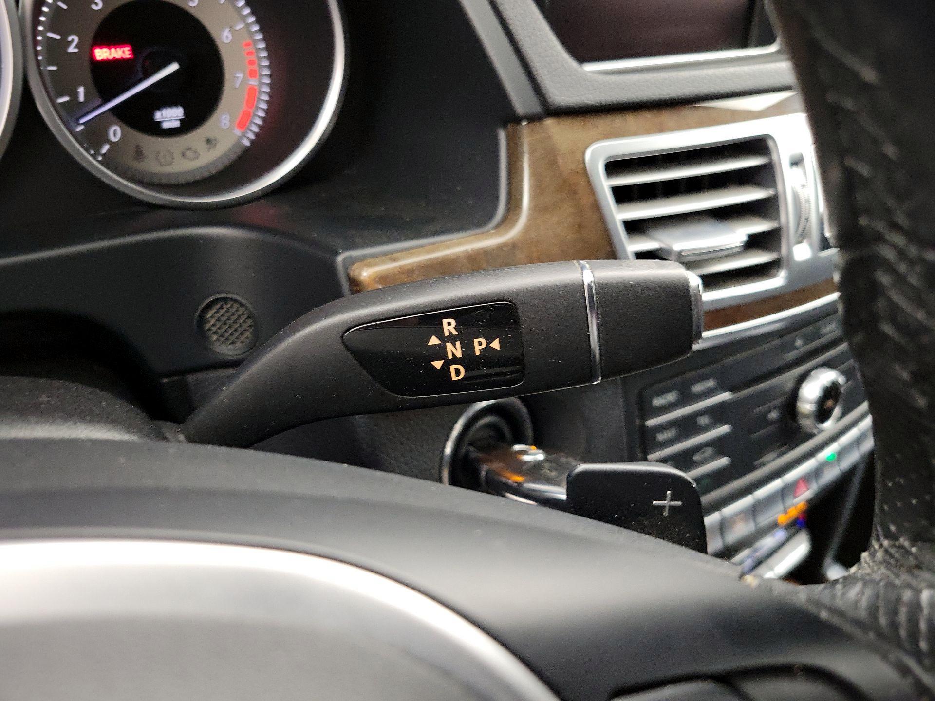 Thumbnail: 2016 Mercedes-Benz E-Class - 17