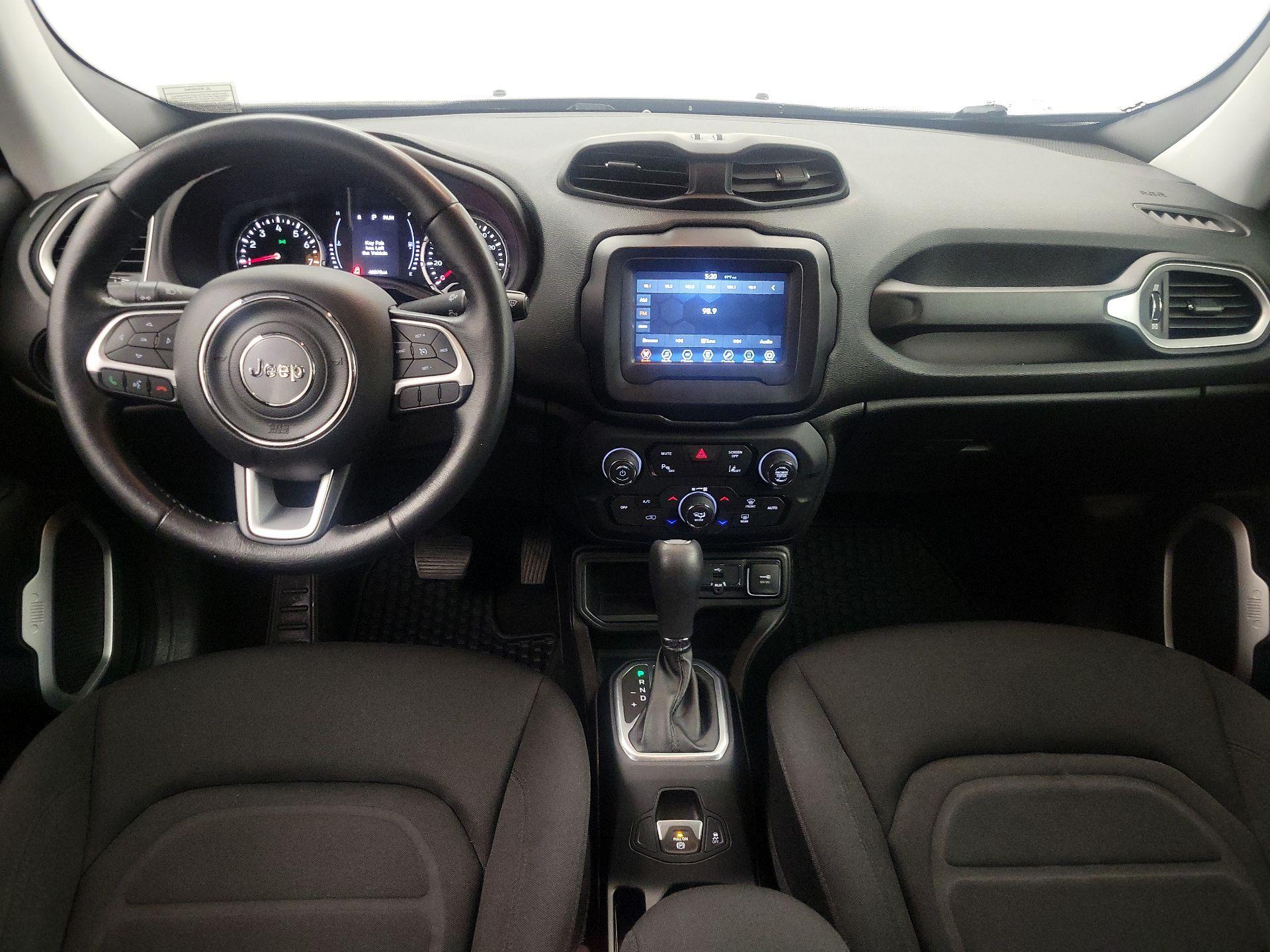 Thumbnail: 2018 Jeep Renegade - 9