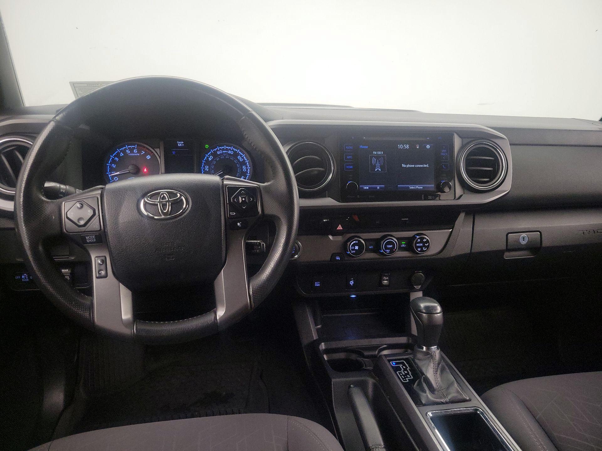 Thumbnail: 2017 Toyota Tacoma - 9