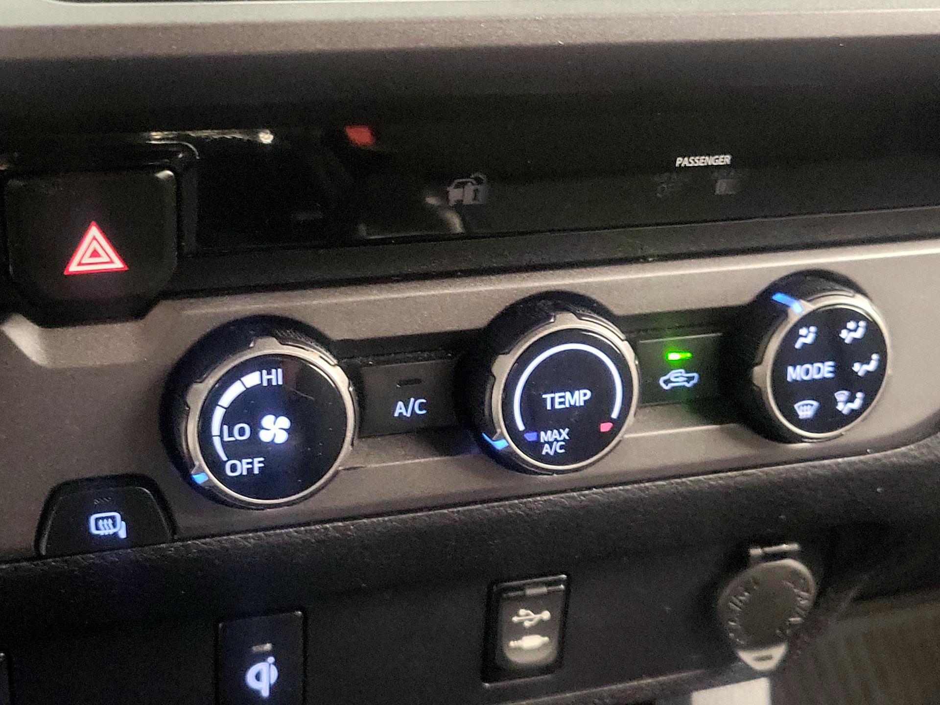 Thumbnail: 2017 Toyota Tacoma - 16