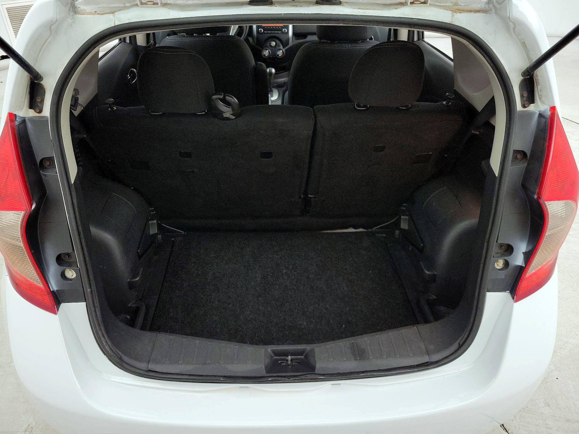 Thumbnail: 2014 Nissan Versa Note - 18