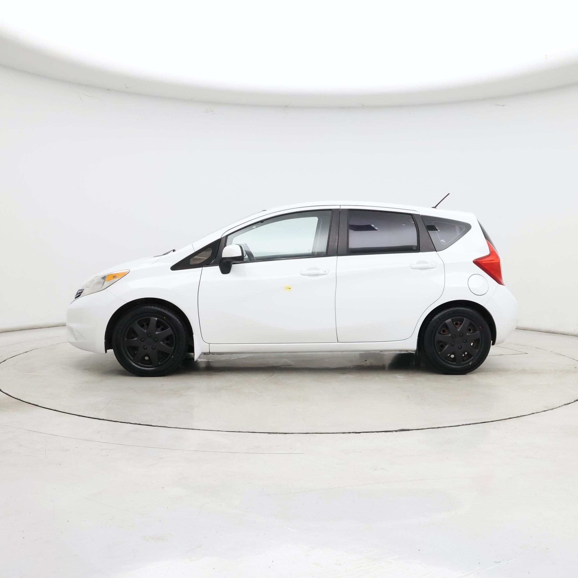 Thumbnail: 2014 Nissan Versa Note - 3