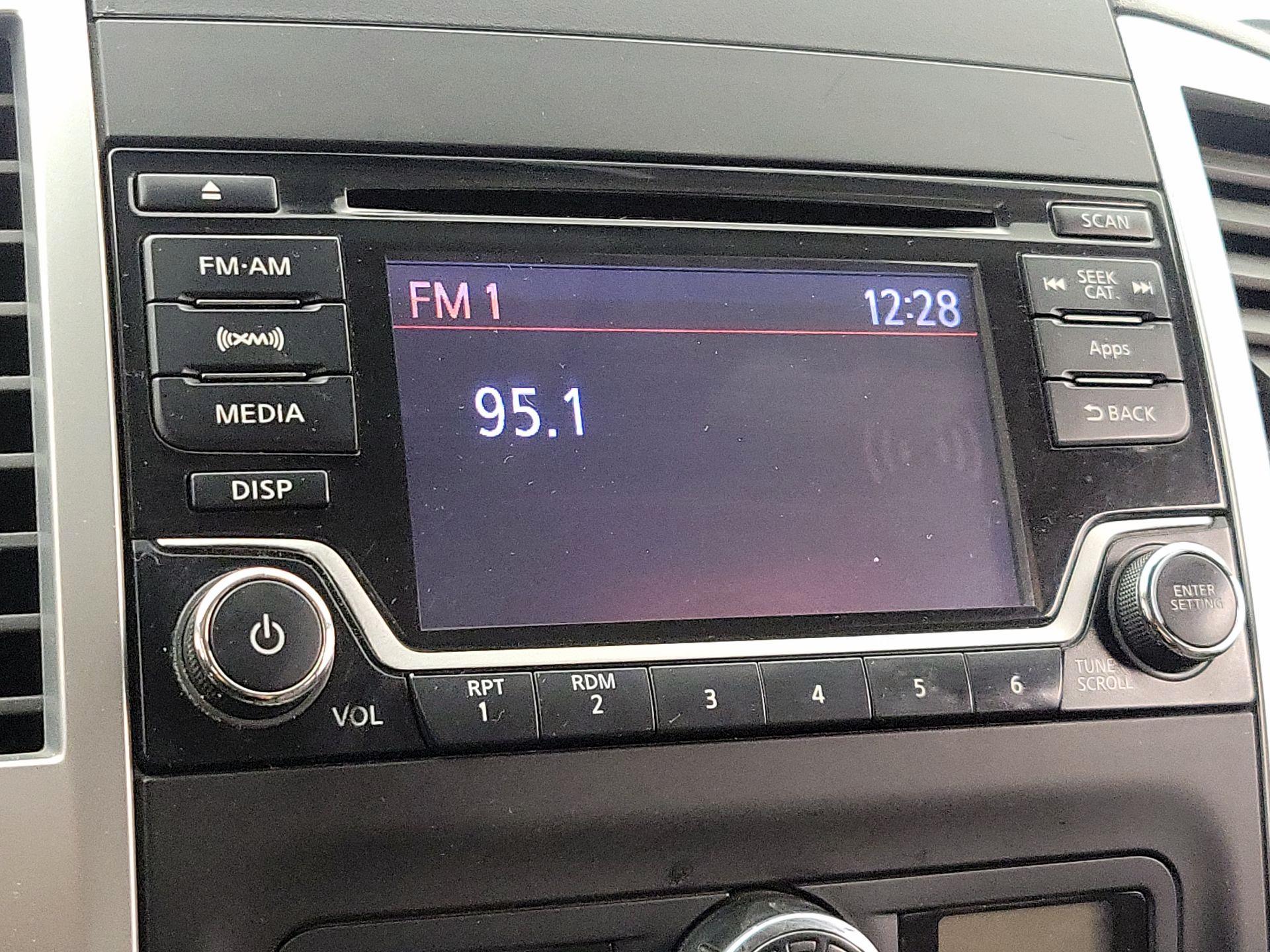 Thumbnail: 2016 Nissan Frontier - 15