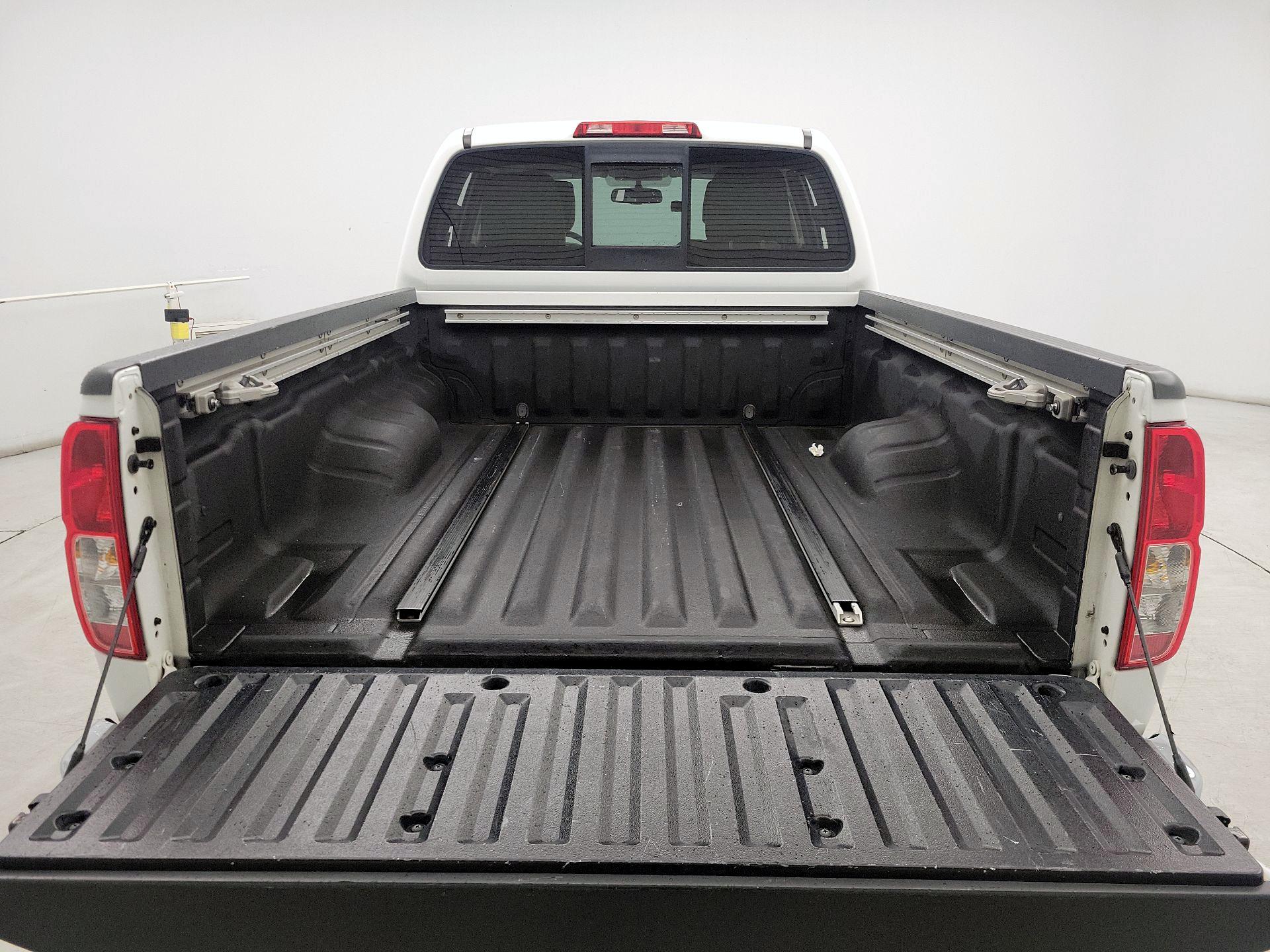 Thumbnail: 2016 Nissan Frontier - 20