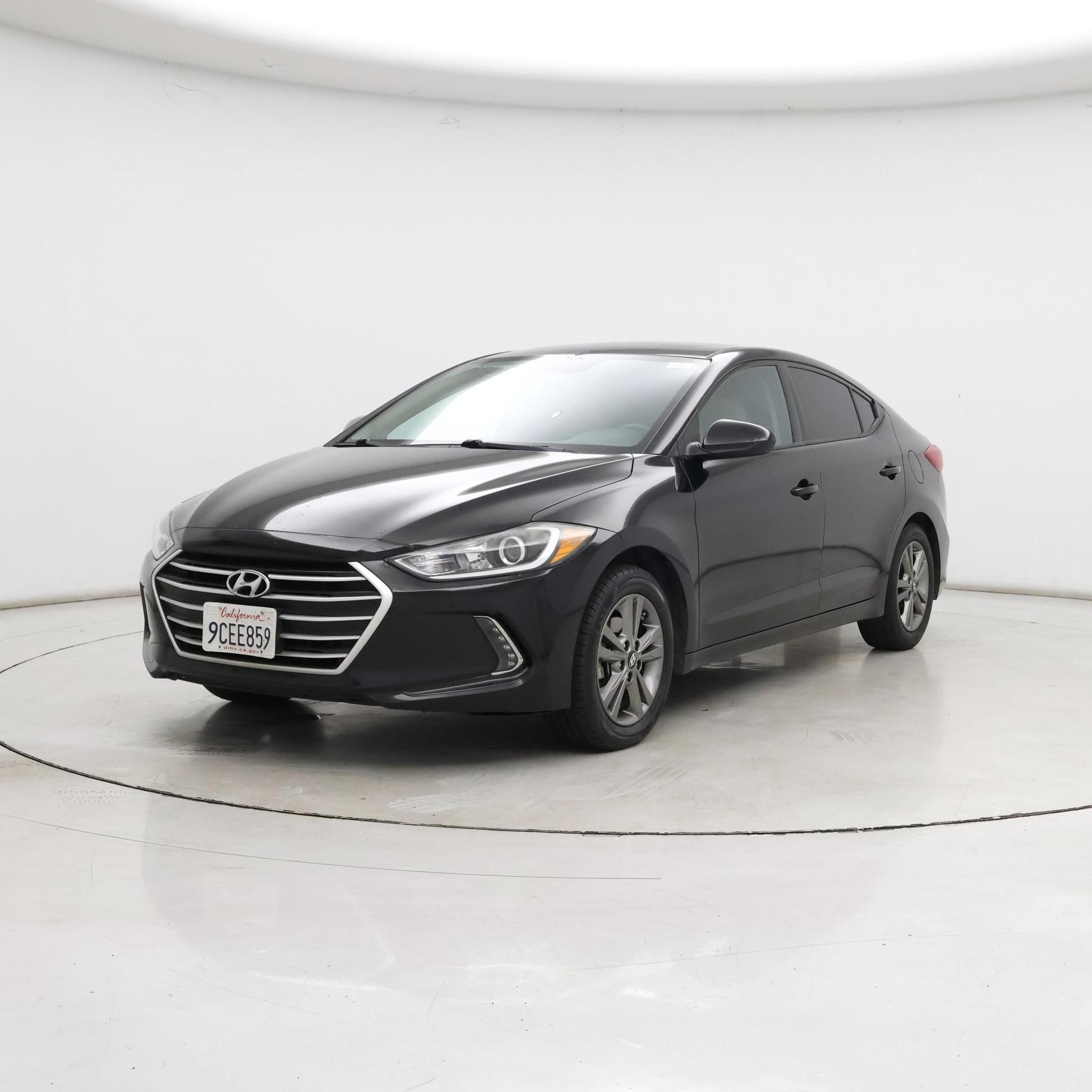 Thumbnail: 2017 Hyundai Elantra - 4