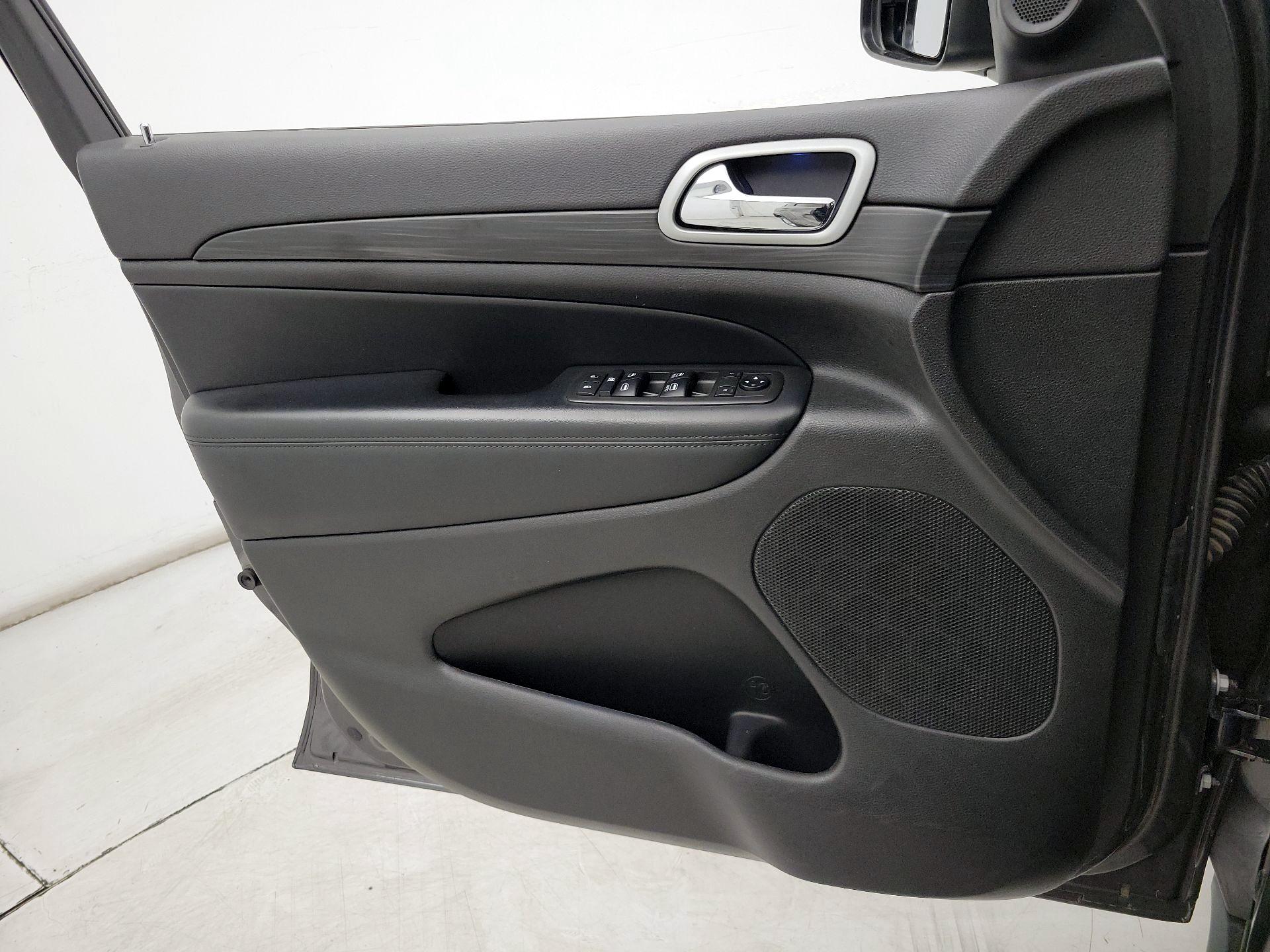 Thumbnail: 2021 Jeep Grand Cherokee - 12