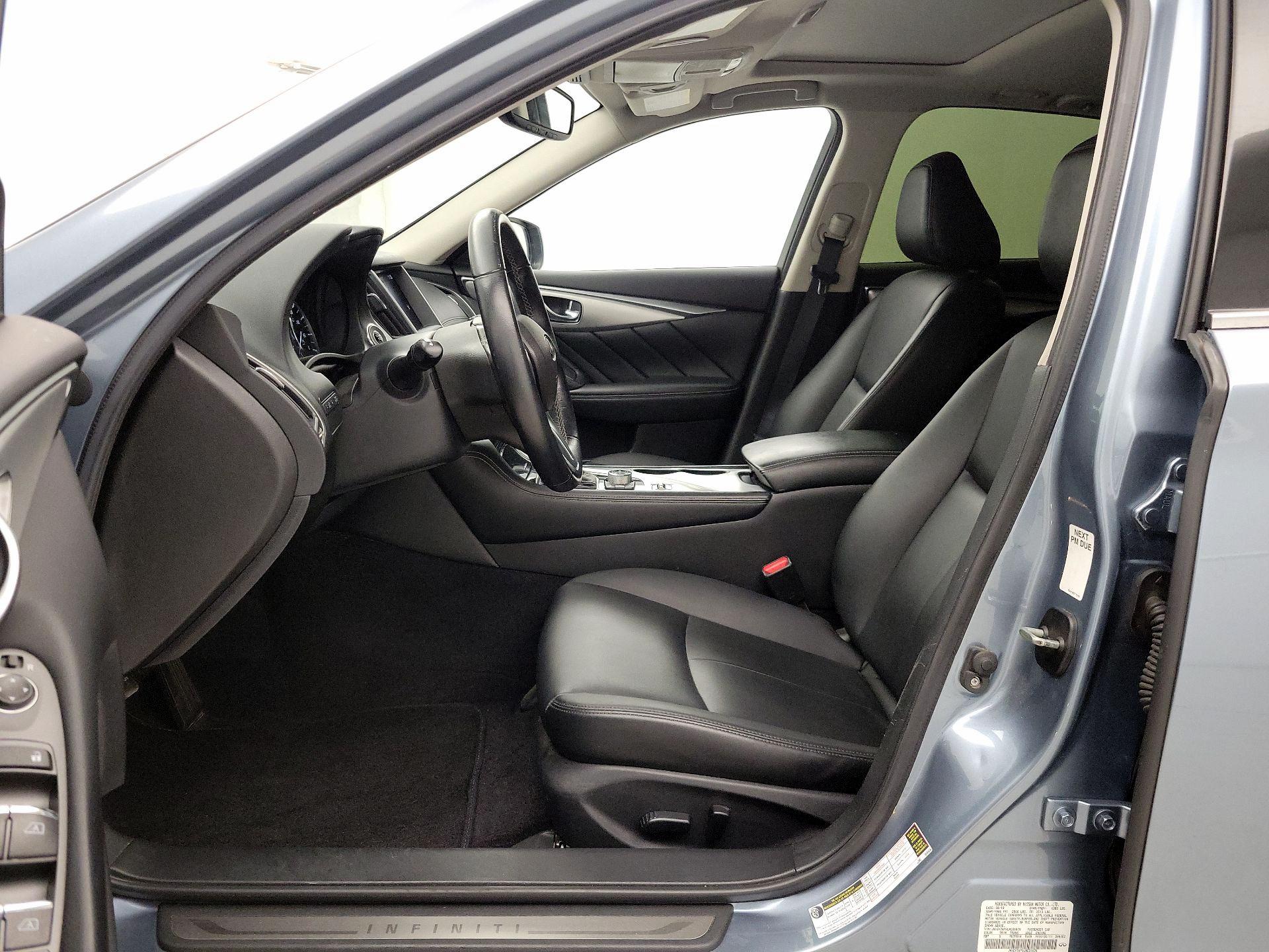 Thumbnail: 2020 INFINITI Q50 - 11