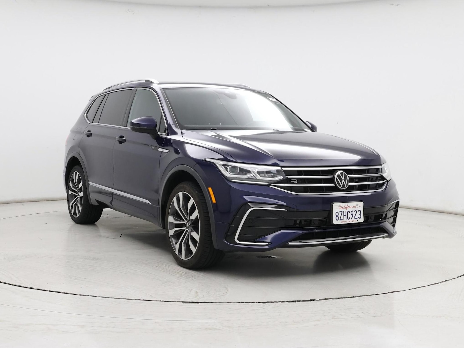 2022 Volkswagen Tiguan SEL R-LINE - Photo 2